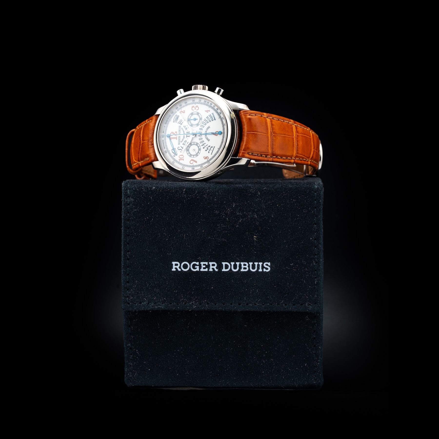 Roger Dubuis H40 5630 0/5.6 Hommage Bi-Retrograde Date Chronograph