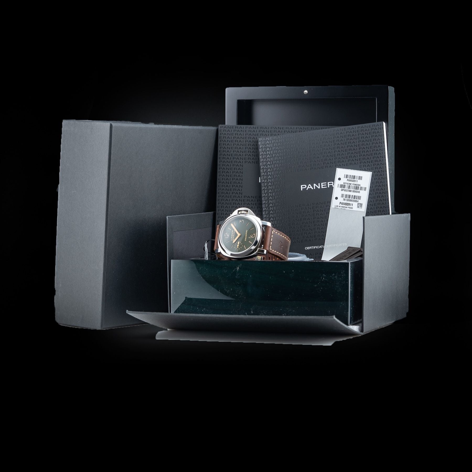 Panerai PAM00911 Luminor Marina 8 Days