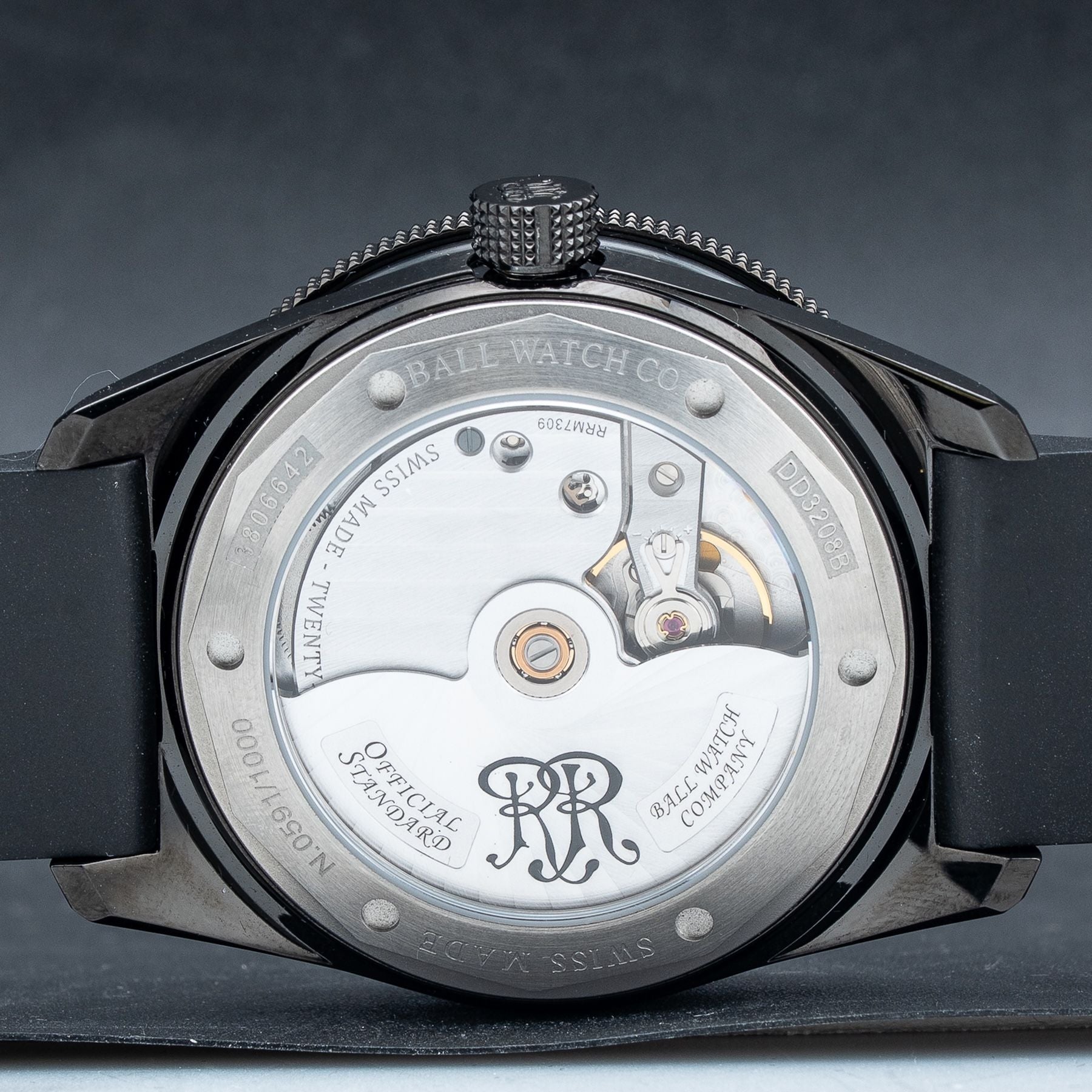Ball DD3208B-P2C-BE Engineer II M Skindiver Heritage Black On Strap