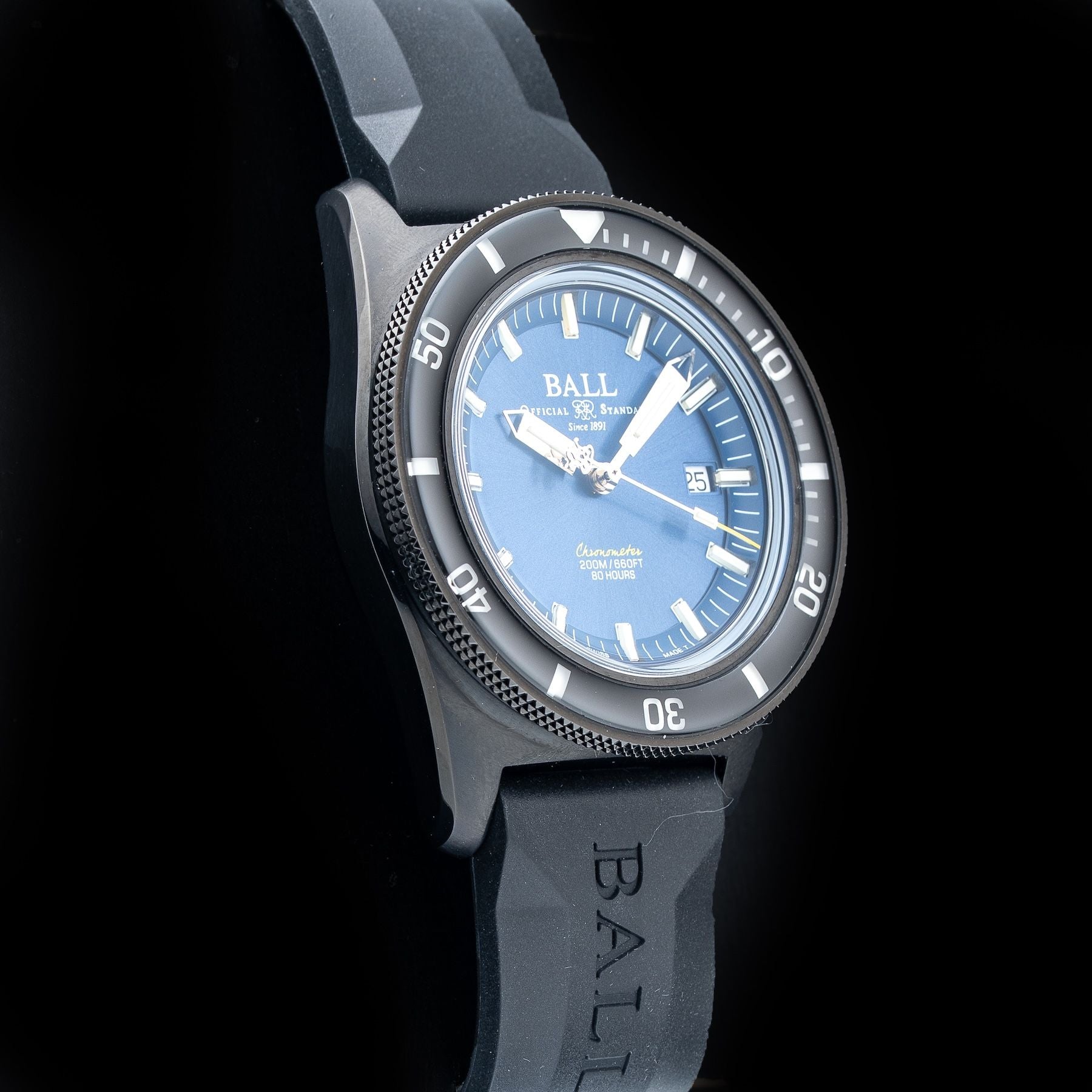 Ball DD3208B-P2C-BE Engineer II M Skindiver Heritage Black On Strap
