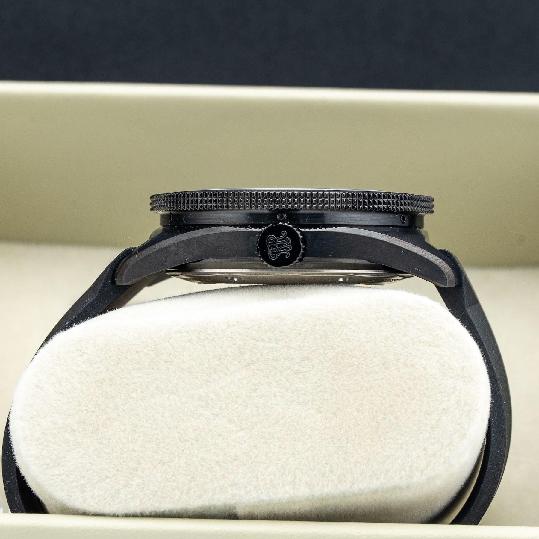 Ball DD3208B-P2C-BE Engineer II M Skindiver Heritage Black On Strap