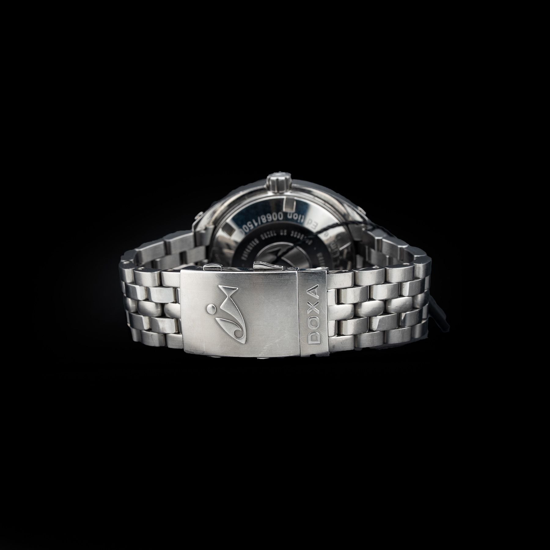DOXA 883.10.021.10 SUB 1500T Searambler