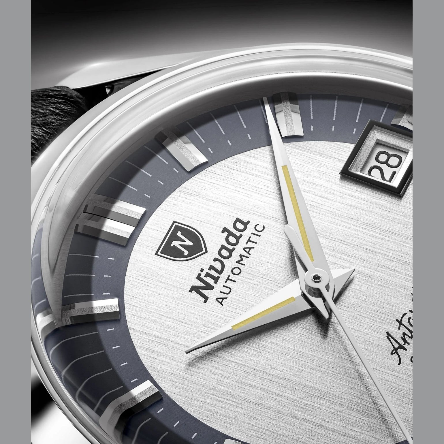 Nivada Grenchen 32063A17 Antarctic Glacier 38mm