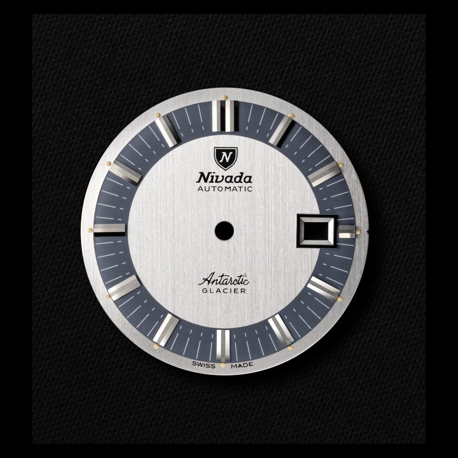 Nivada Grenchen 32063A17 Antarctic Glacier 38mm
