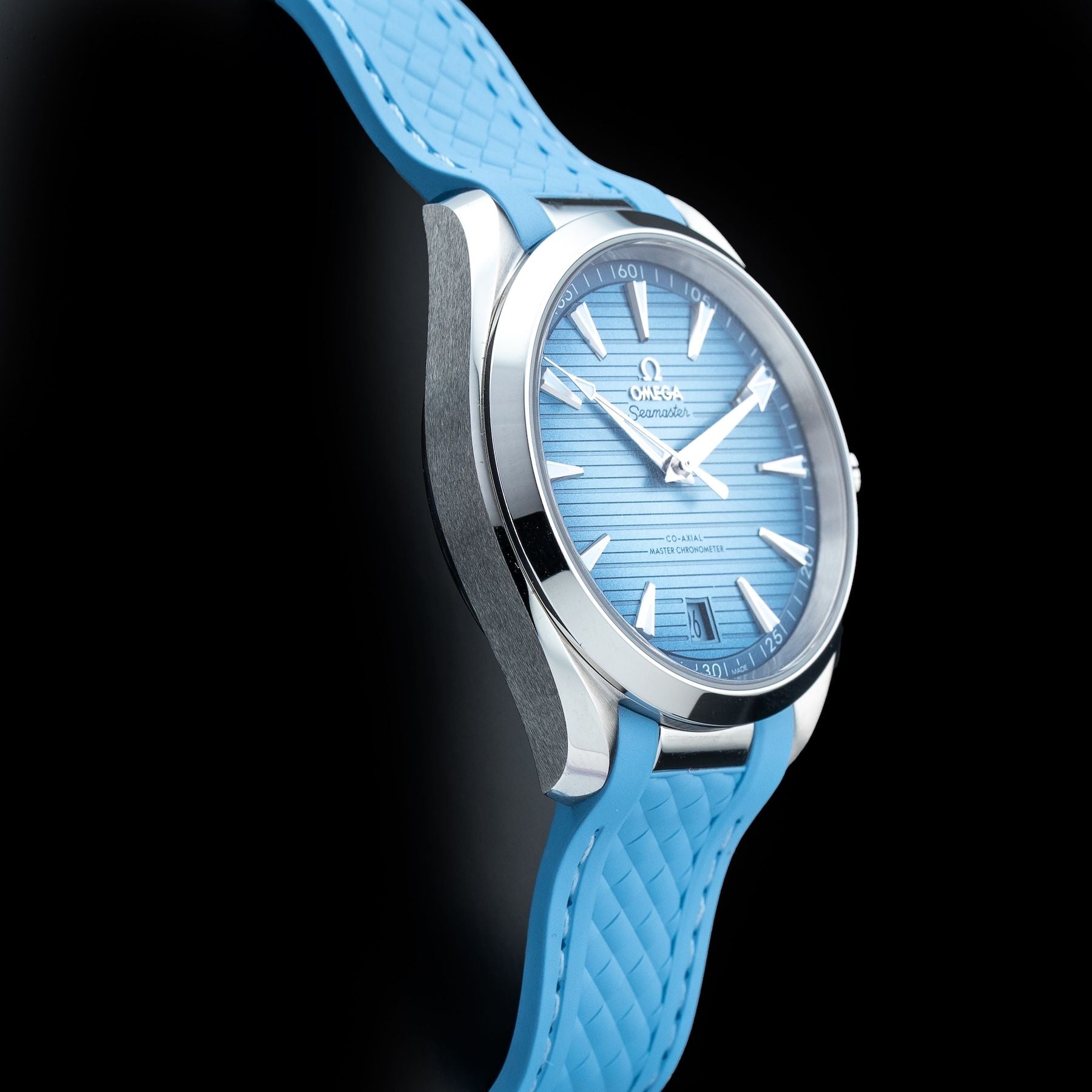 Omega 220.12.41.21.03.008 Seamaster Aqua Terra 150M Co-Axial Master Chronometer Summer Blue On Strap