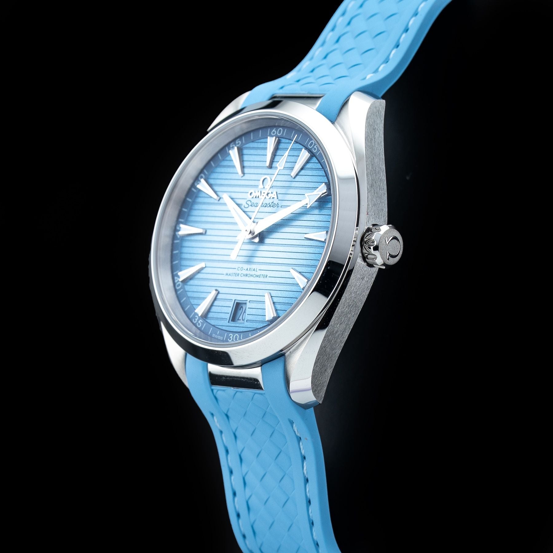 Omega 220.12.41.21.03.008 Seamaster Aqua Terra 150M Co-Axial Master Chronometer Summer Blue On Strap