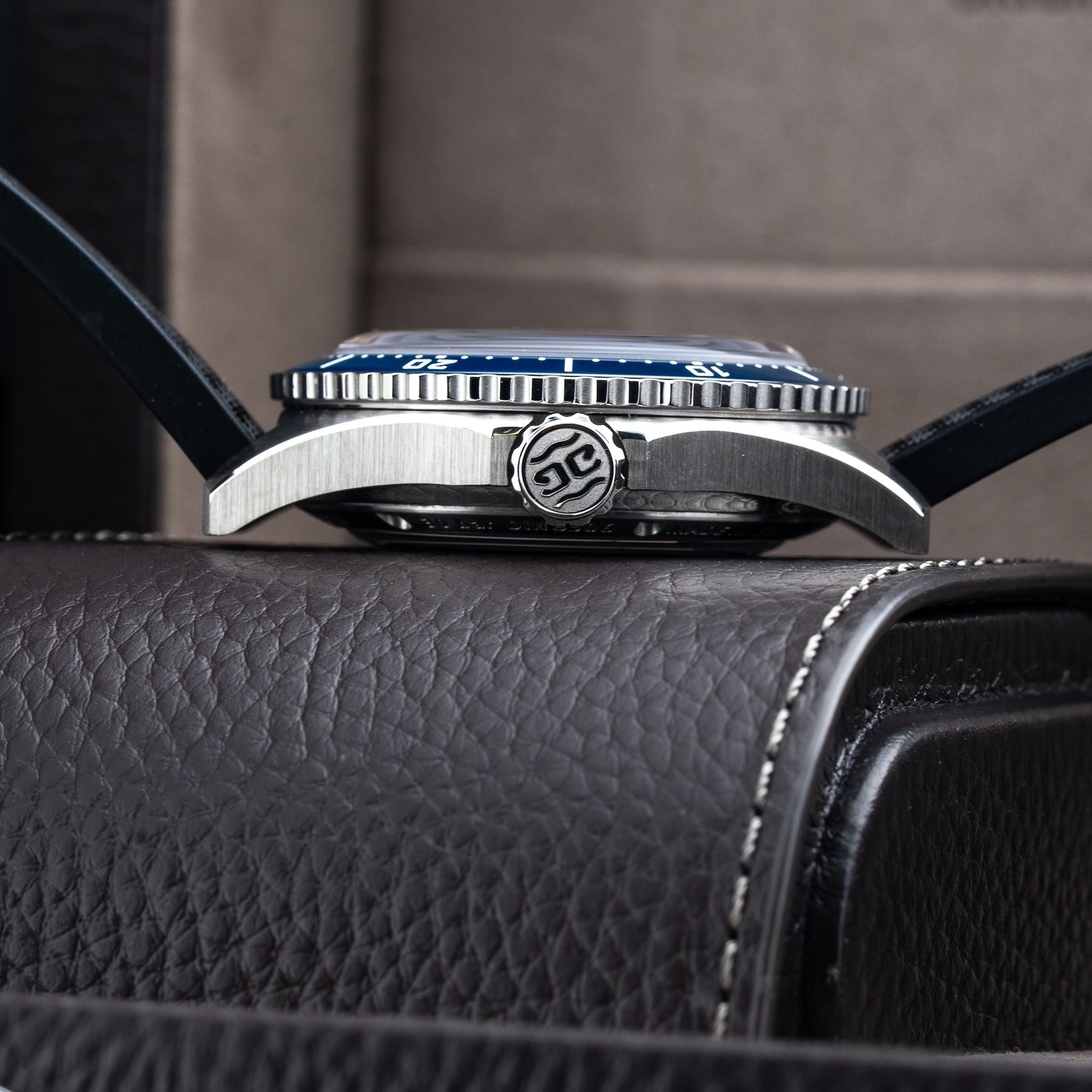 Glashütte Original SeaQ Panorama Date Blue Dial Rubber Strap