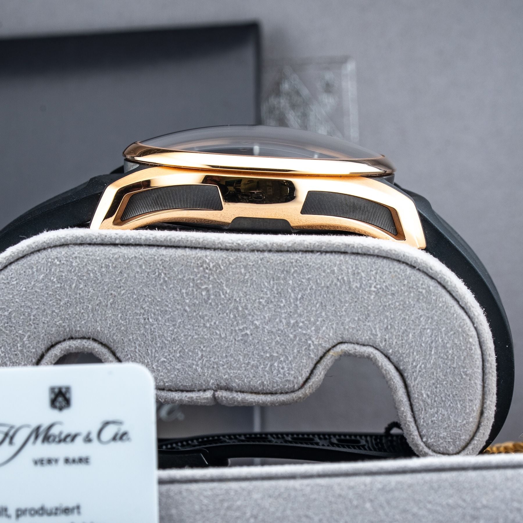 H. Moser & Cie. 3804-0901 Tourbillon Red Gold Titanium Dlc Turquoise Fumé Dial
