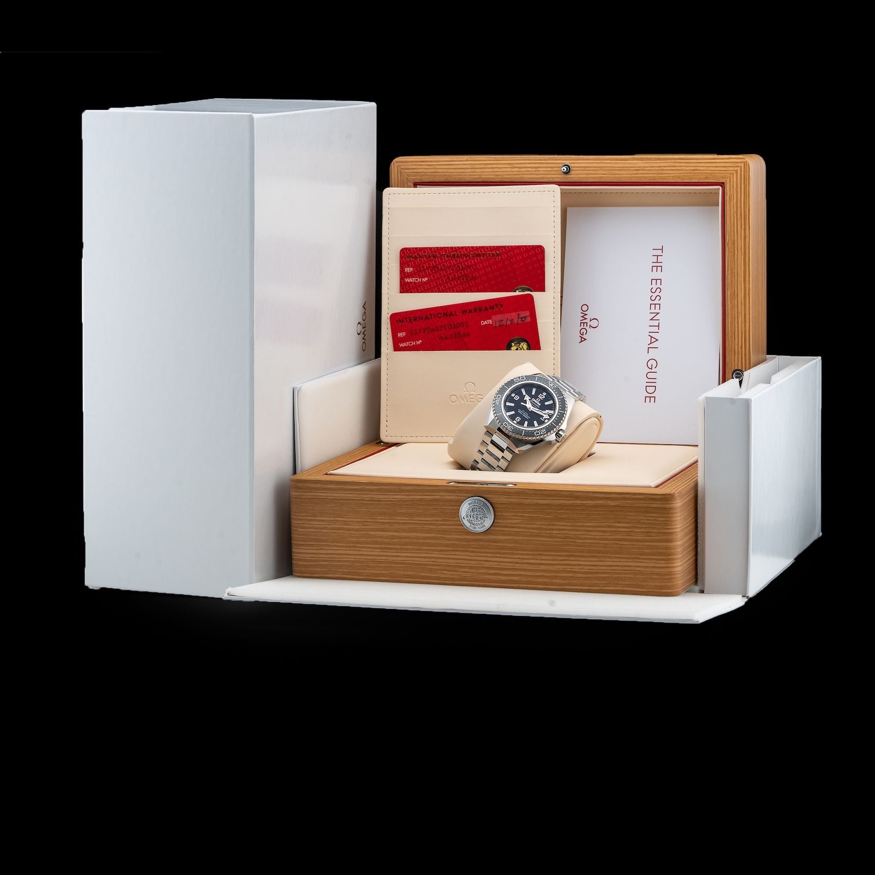 Omega 217.30.42.21.01.001 Seamaster Planet Ocean 600M