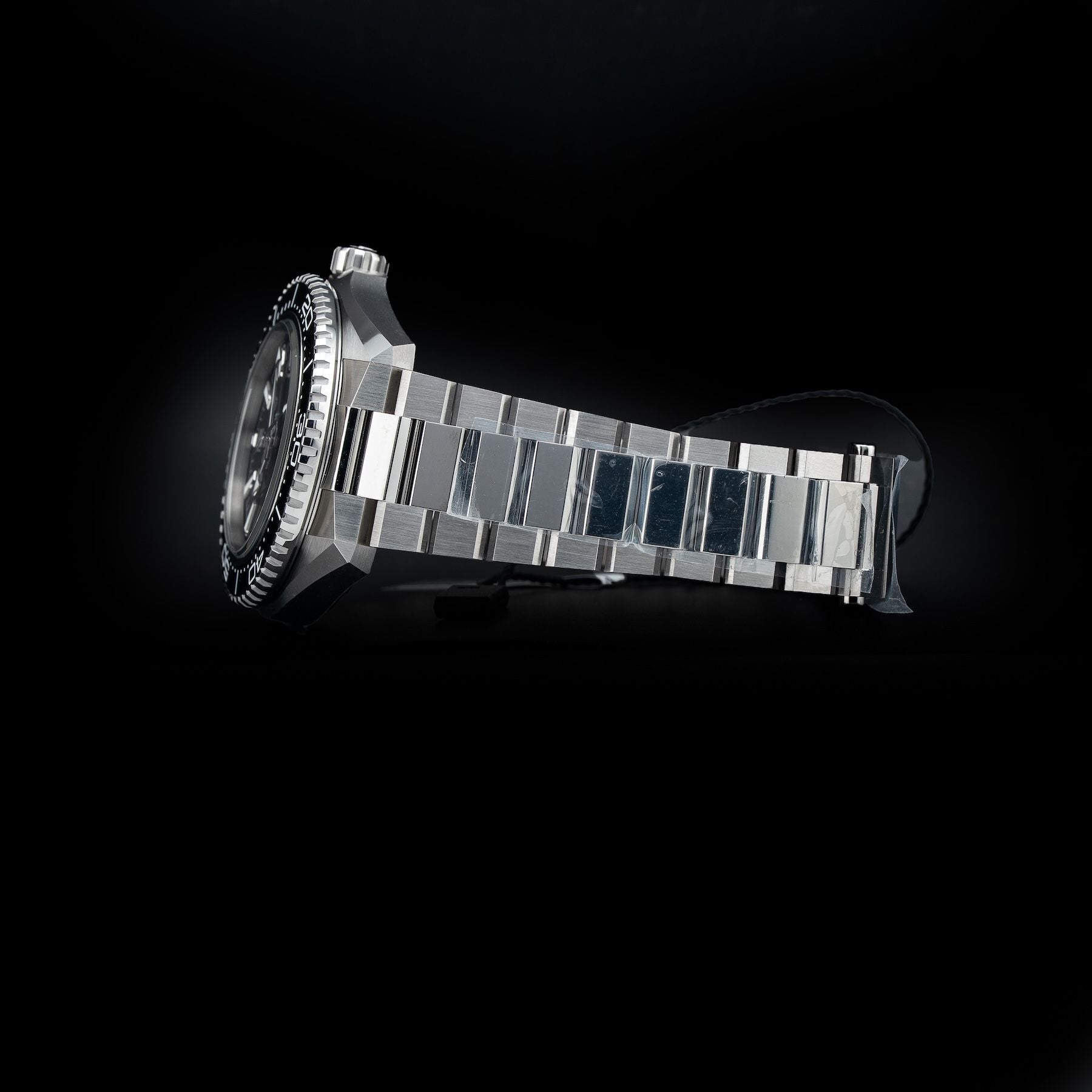 Omega 217.30.42.21.01.001 Seamaster Planet Ocean 600M