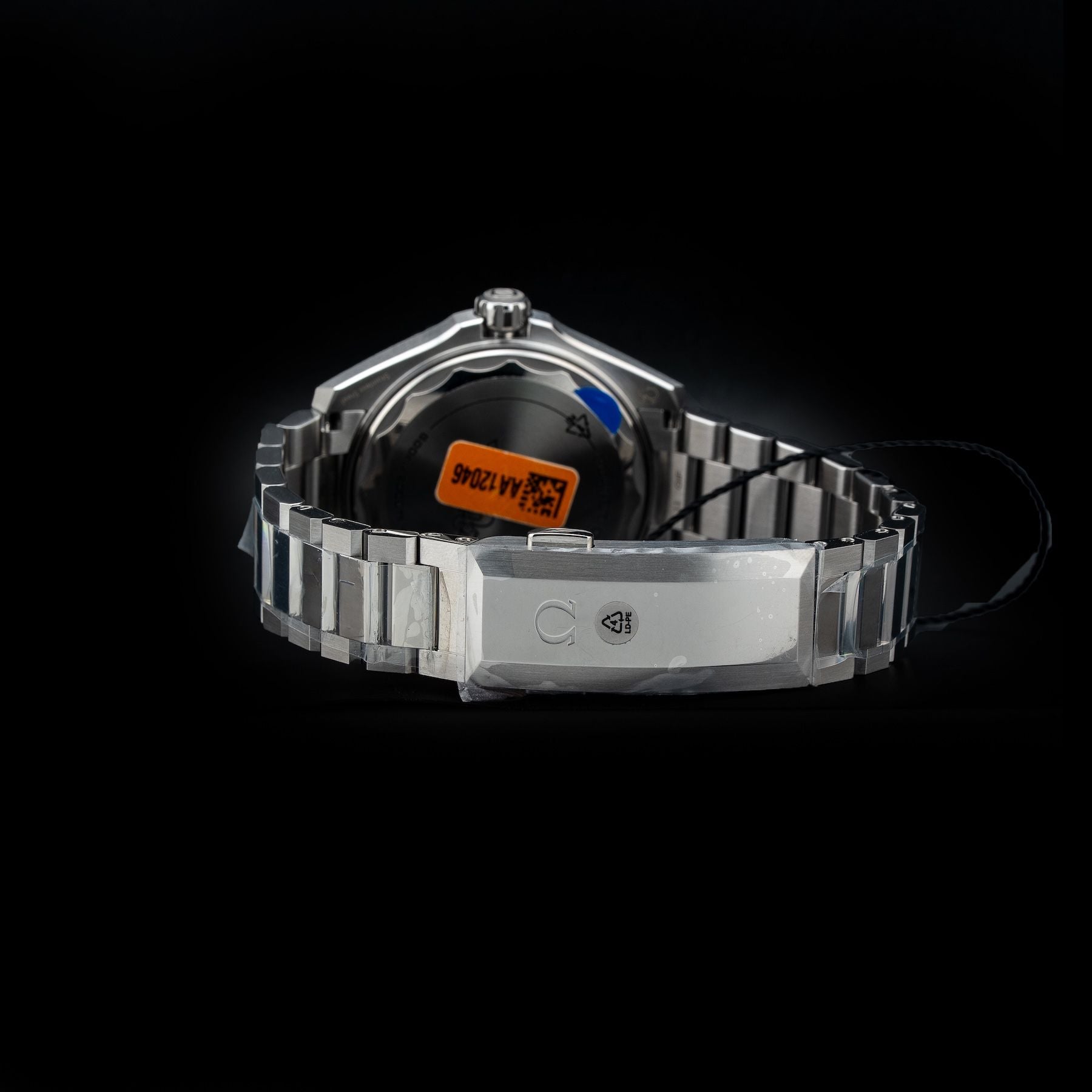 Omega 217.30.42.21.01.001 Seamaster Planet Ocean 600M