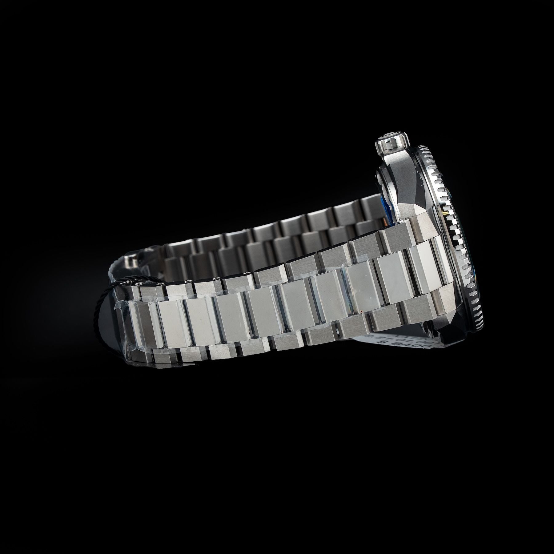 Omega 217.30.42.21.01.001 Seamaster Planet Ocean 600M