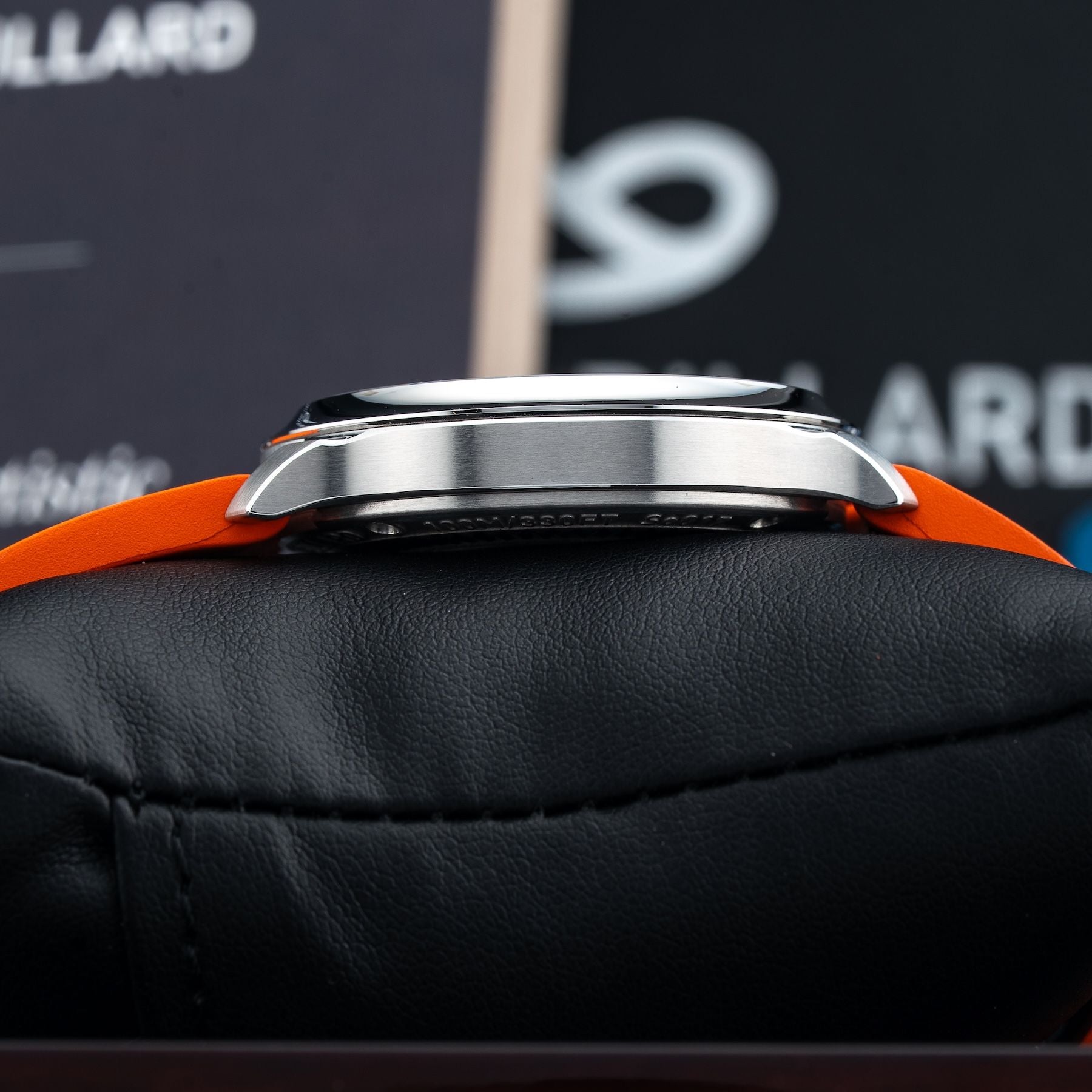 Sartory Billard SB04-E Tantalum Hand Engraved