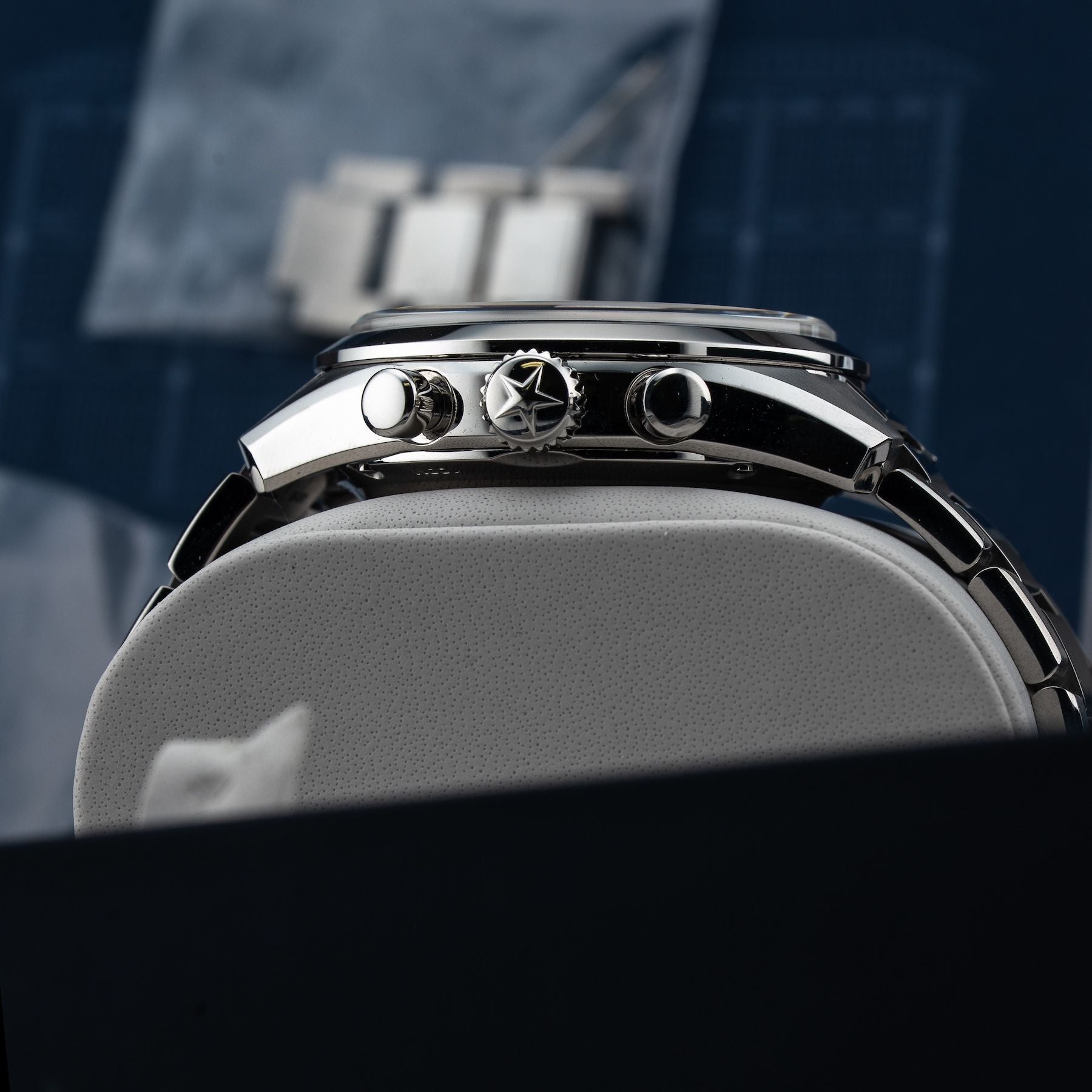 Zenith Chronomaster 03.3300.3604 69.M3300 White Dial