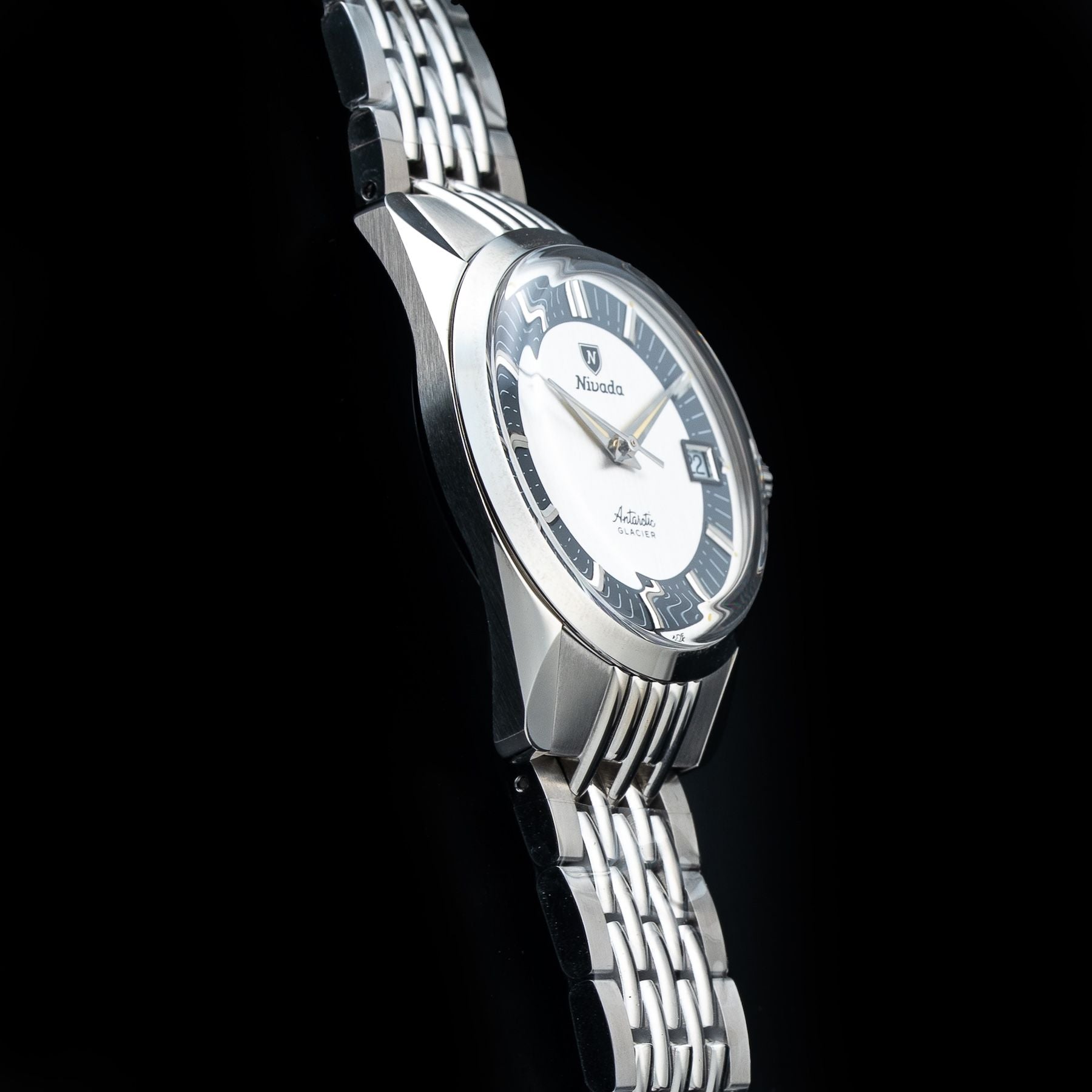 Nivada Grenchen 35020M04 Antarctic Glacier 35mm
