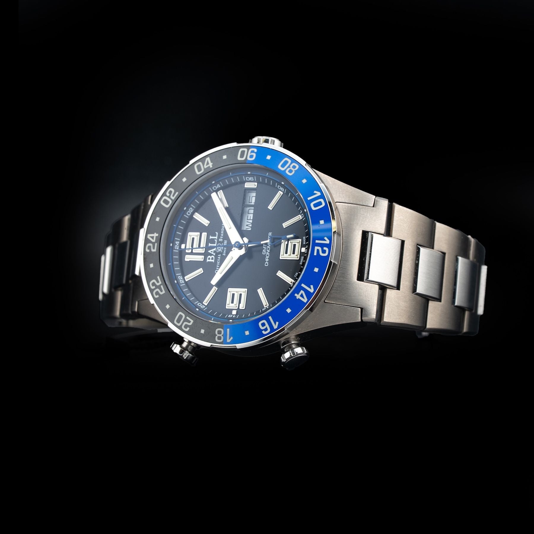 Ball DG3030B-S1CJ-BK Roadmaster Marine GMT