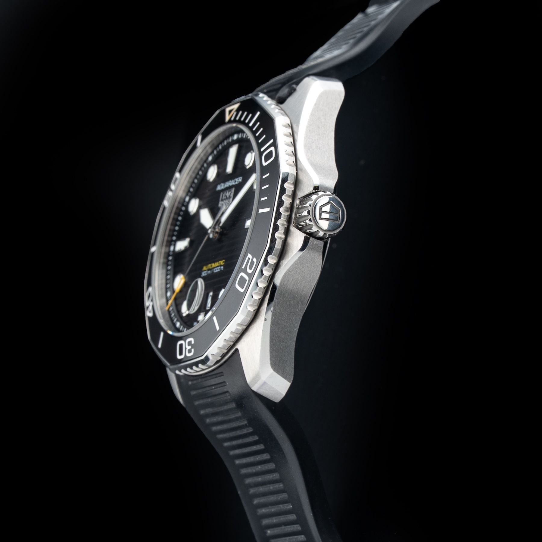 TAG Heuer WBP201A.FT6197 Aquaracer Professional 300 Date