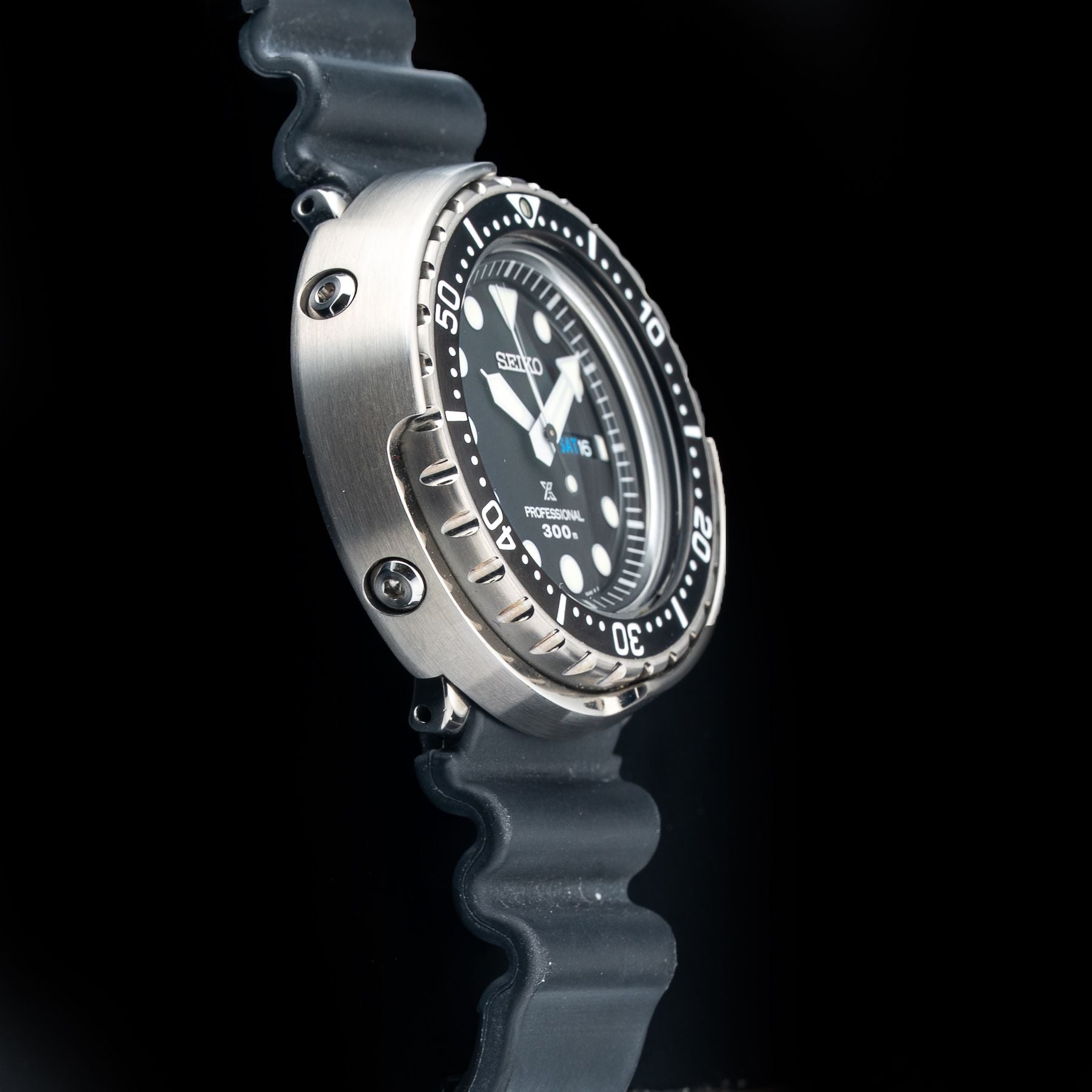 Seiko Prospex SBBN045 Quartz Divers Tuna