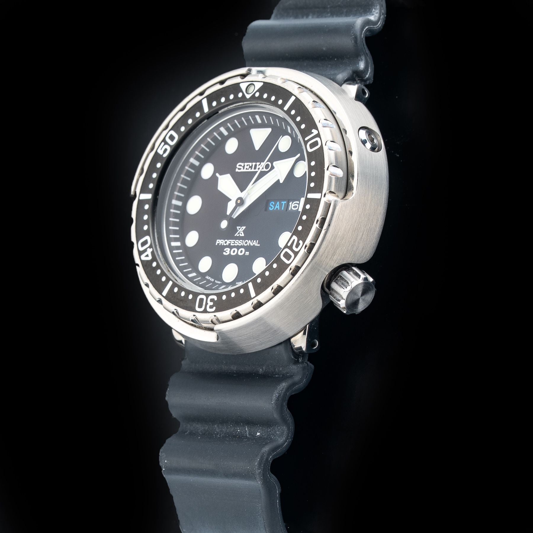 Seiko Prospex SBBN045 Quartz Divers Tuna