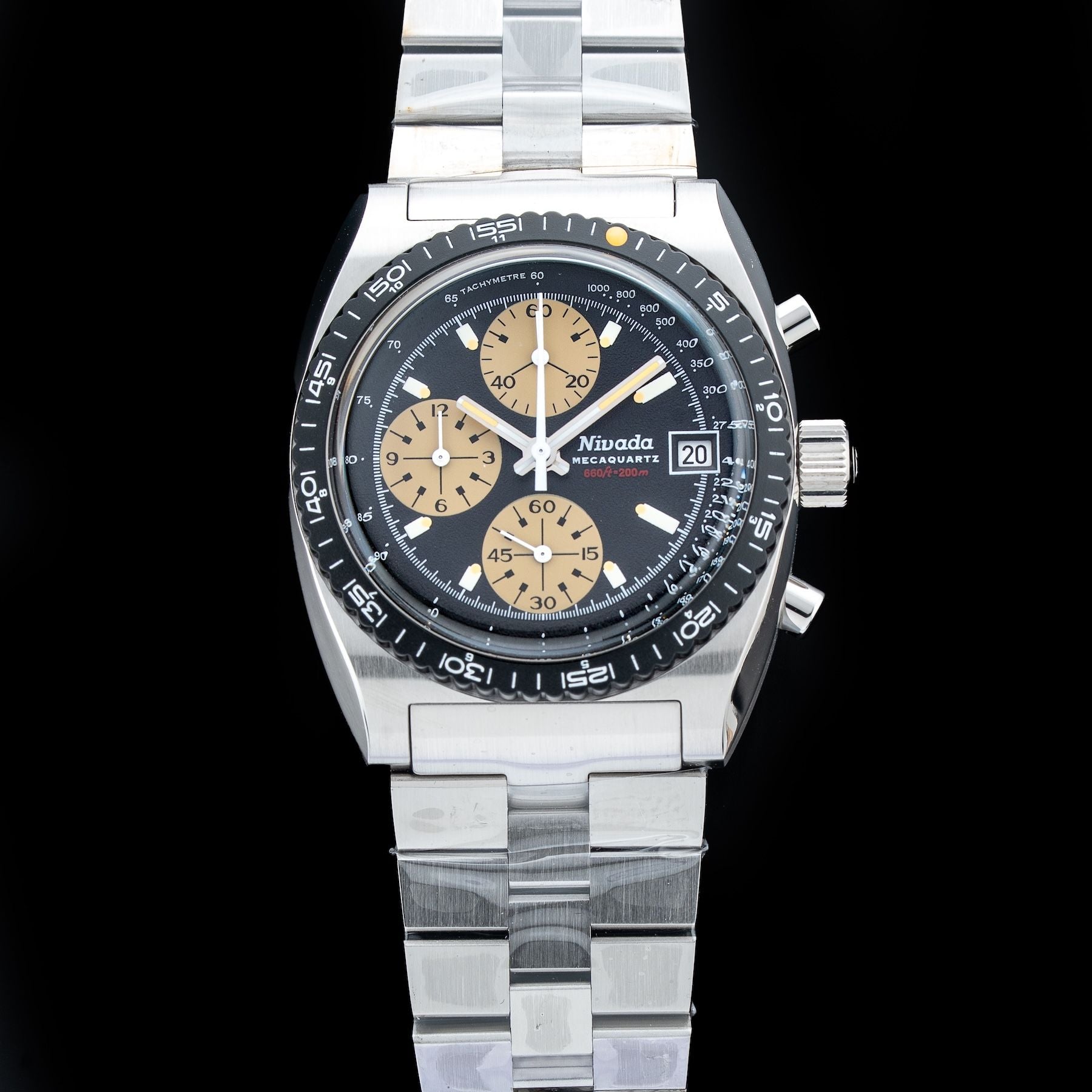 Nivada Grenchen 77001Q45 Chronosport Mecaquartz On Bracelet