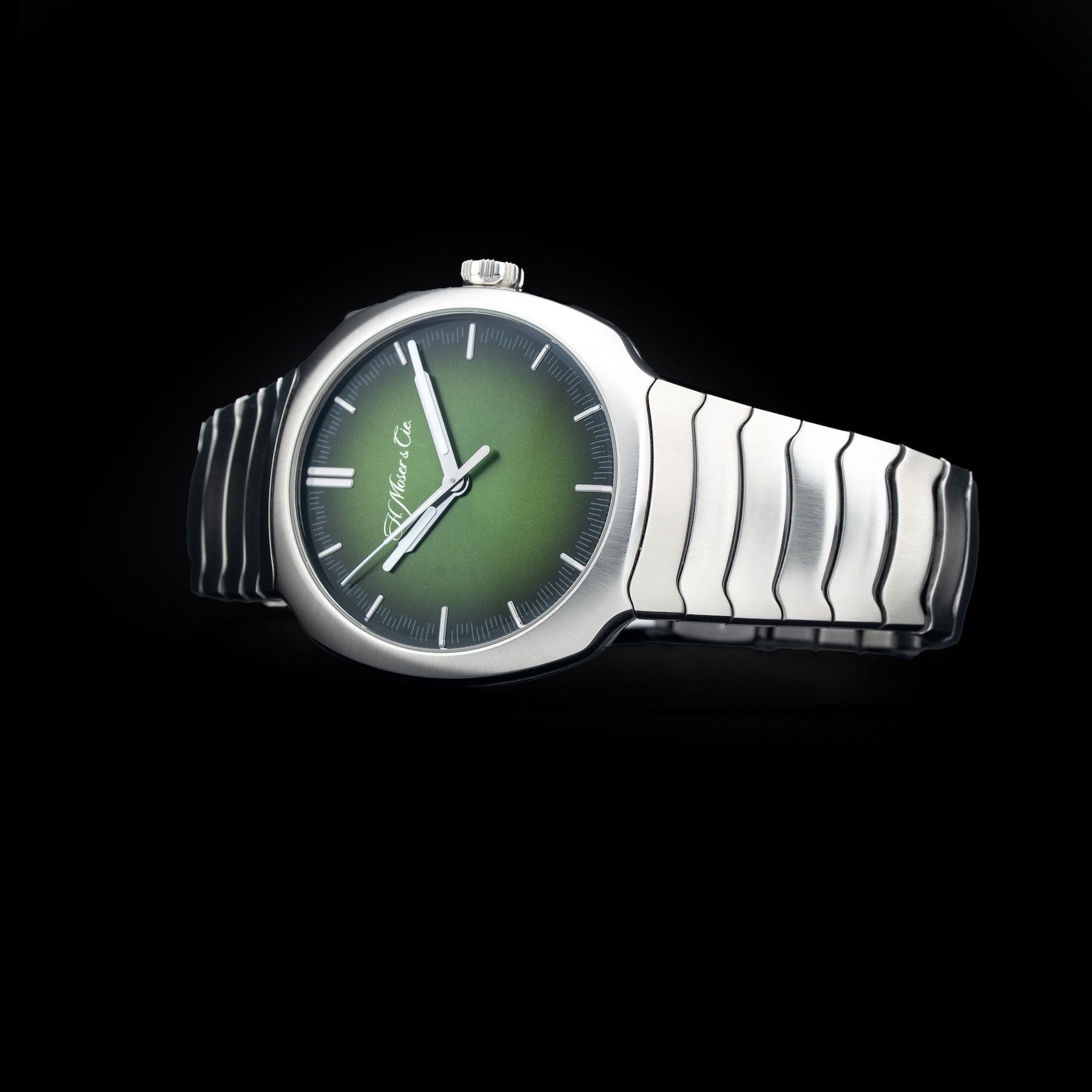 H. Moser & Cie. 6200-1200 Streamliner Centre Seconds