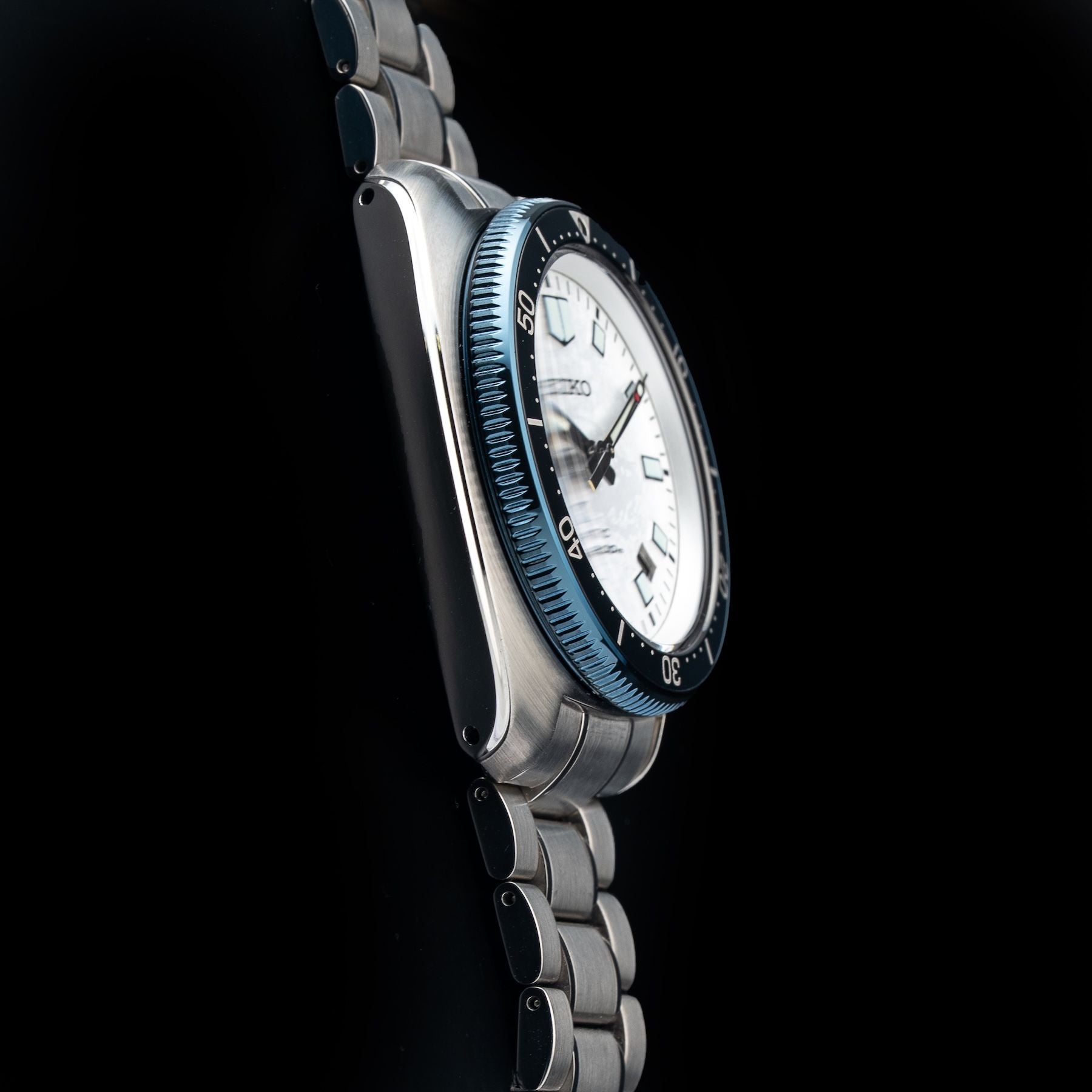 Seiko Prospex SLA069 Diver's Modern Re-interpretation The Naomi Uemura Limited Edition