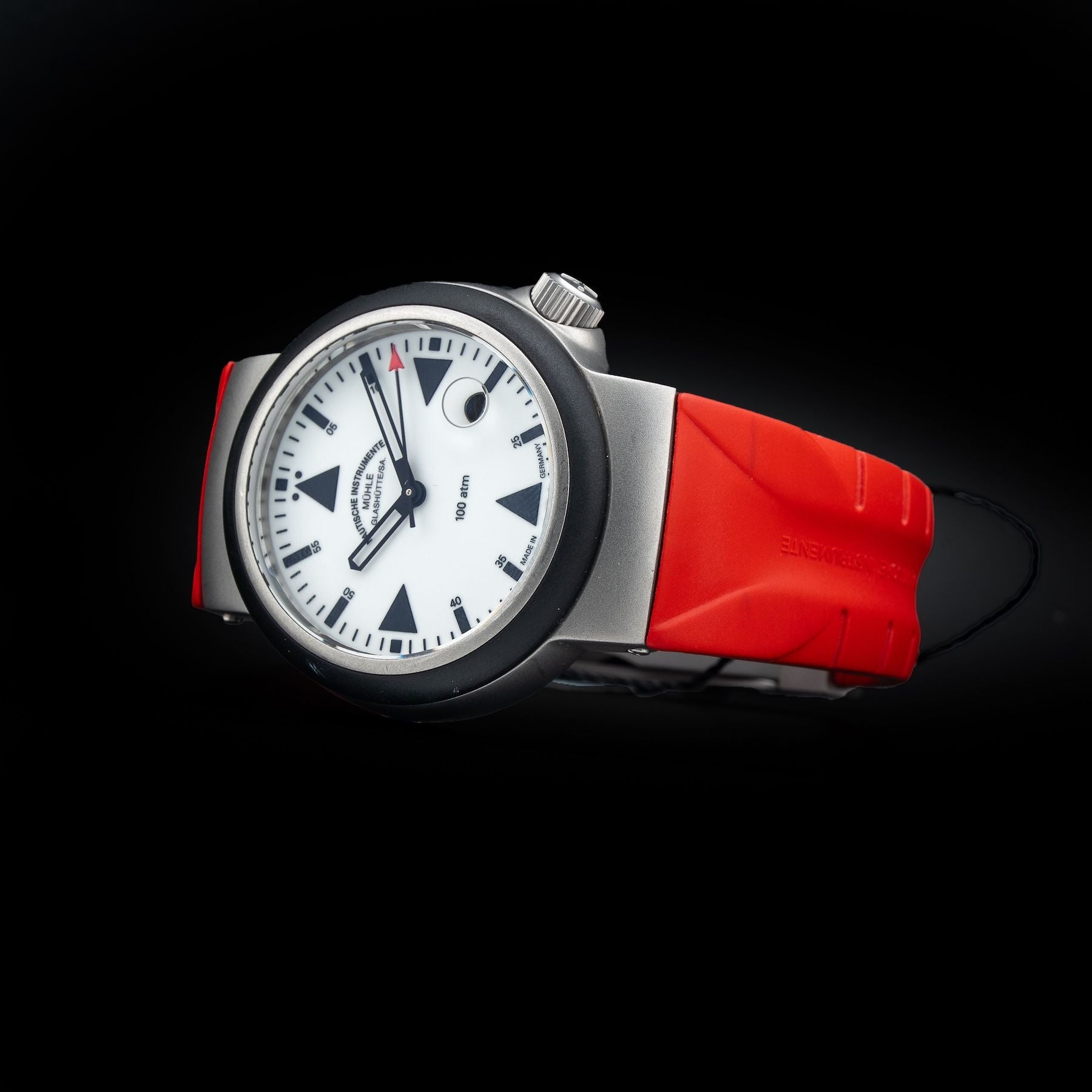 Mühle Glashütte S.A.R Rescue-Timer Lumen On Rubber Strap M1-41-08-KB