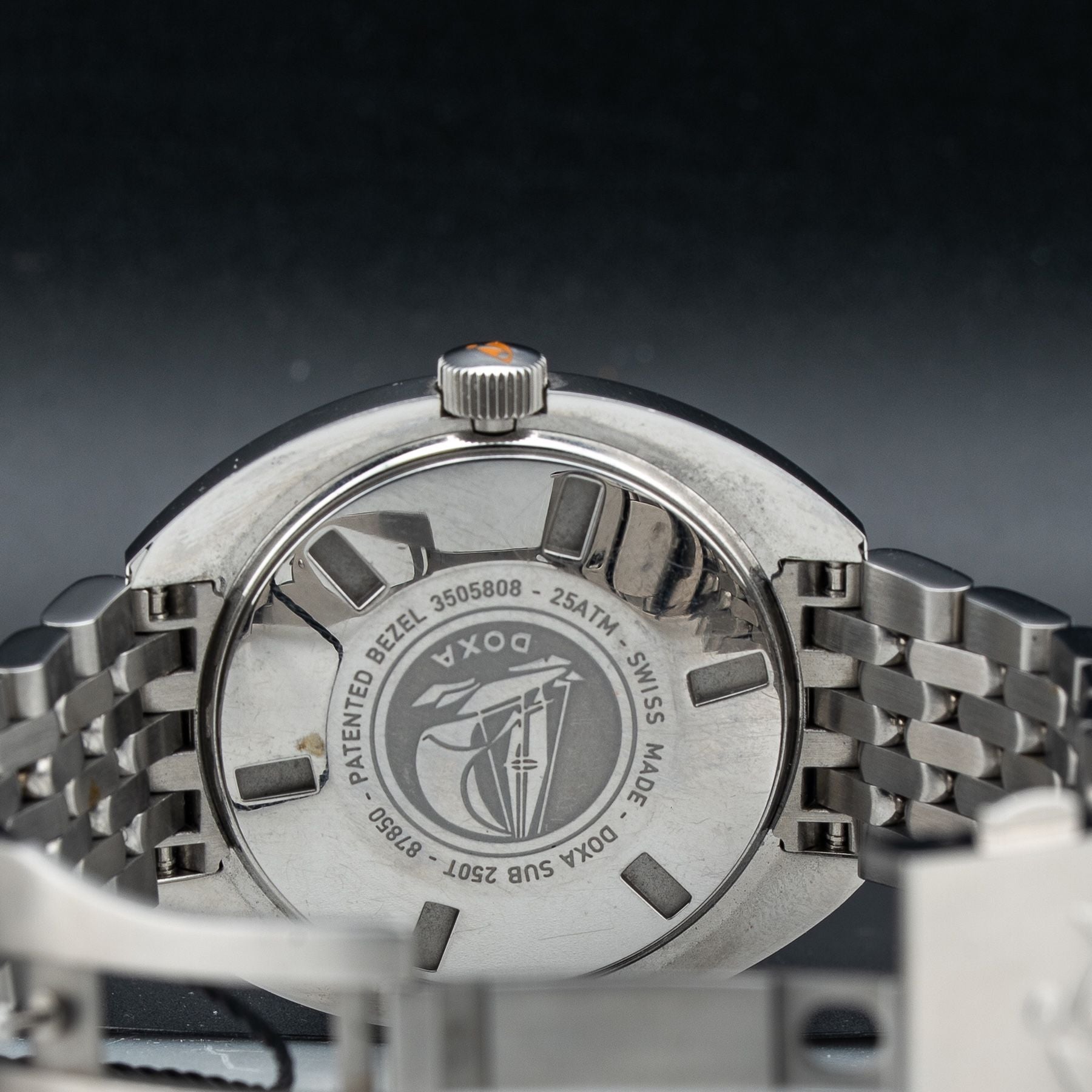 DOXA 855.10.201.10 SUB 250T GMT Caribbean On Stainless Steel Bracelet