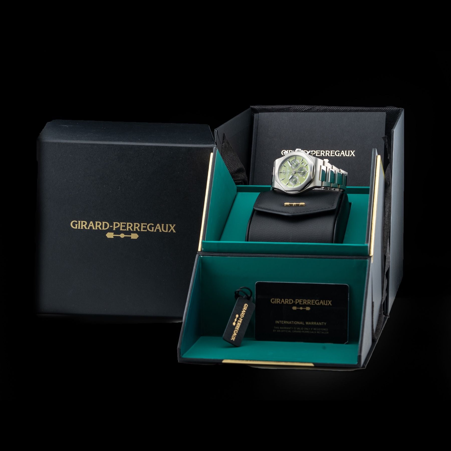 Girard Perregaux 81020-21-3398-1CM Laureato Chronograph Aston Martin Edition