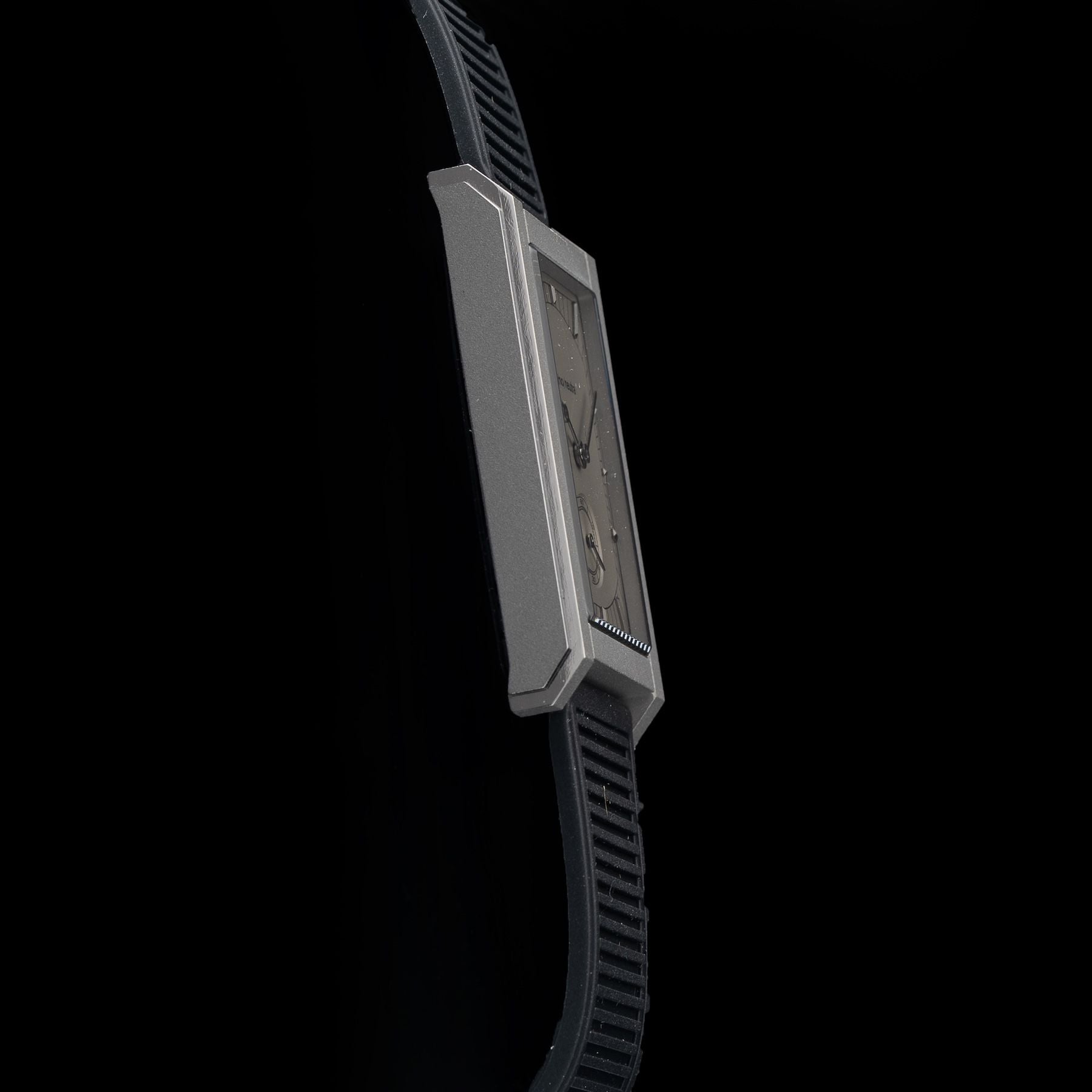 Echo Neutra Rivanera Titanium Grey