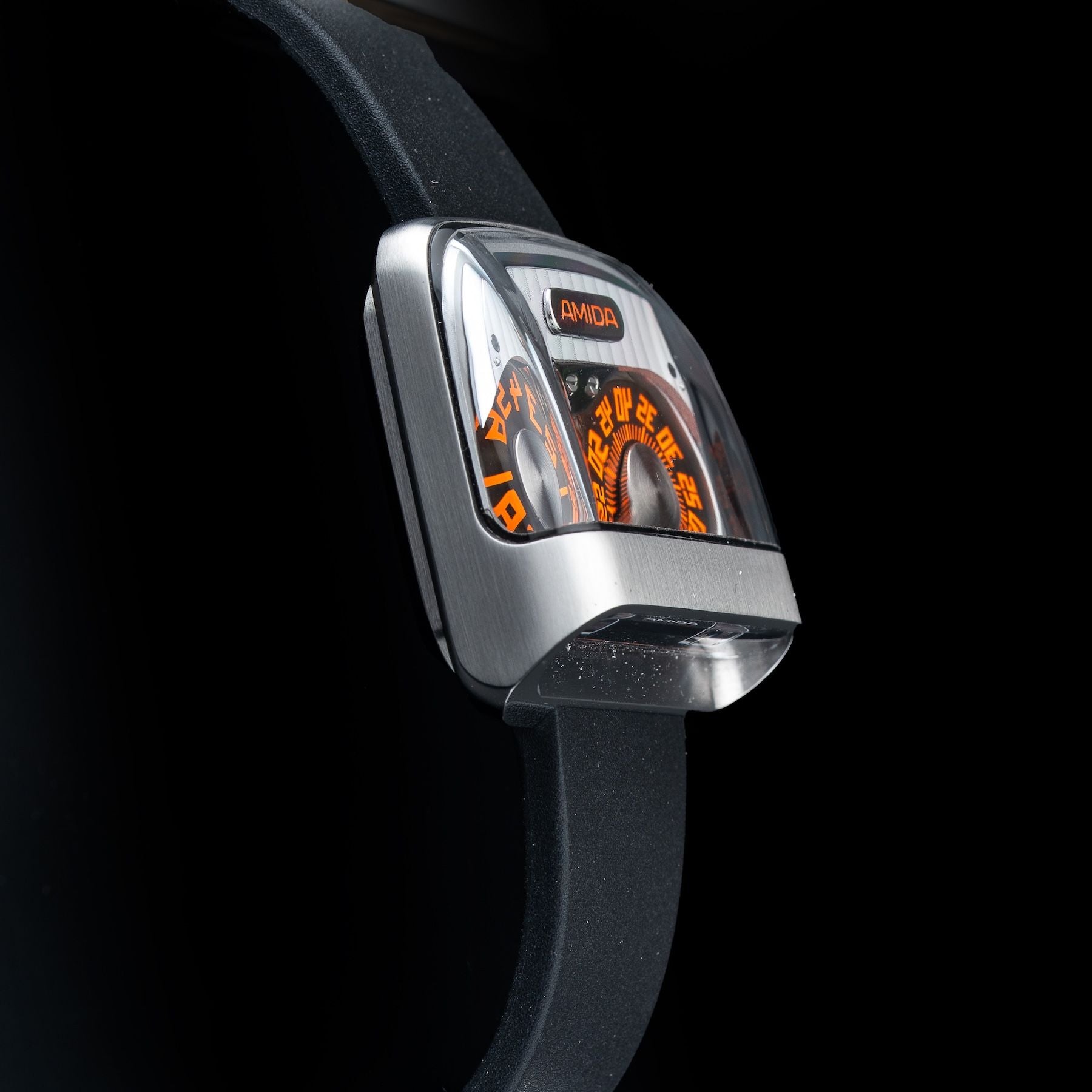 Amida Digitrend Open Sapphire