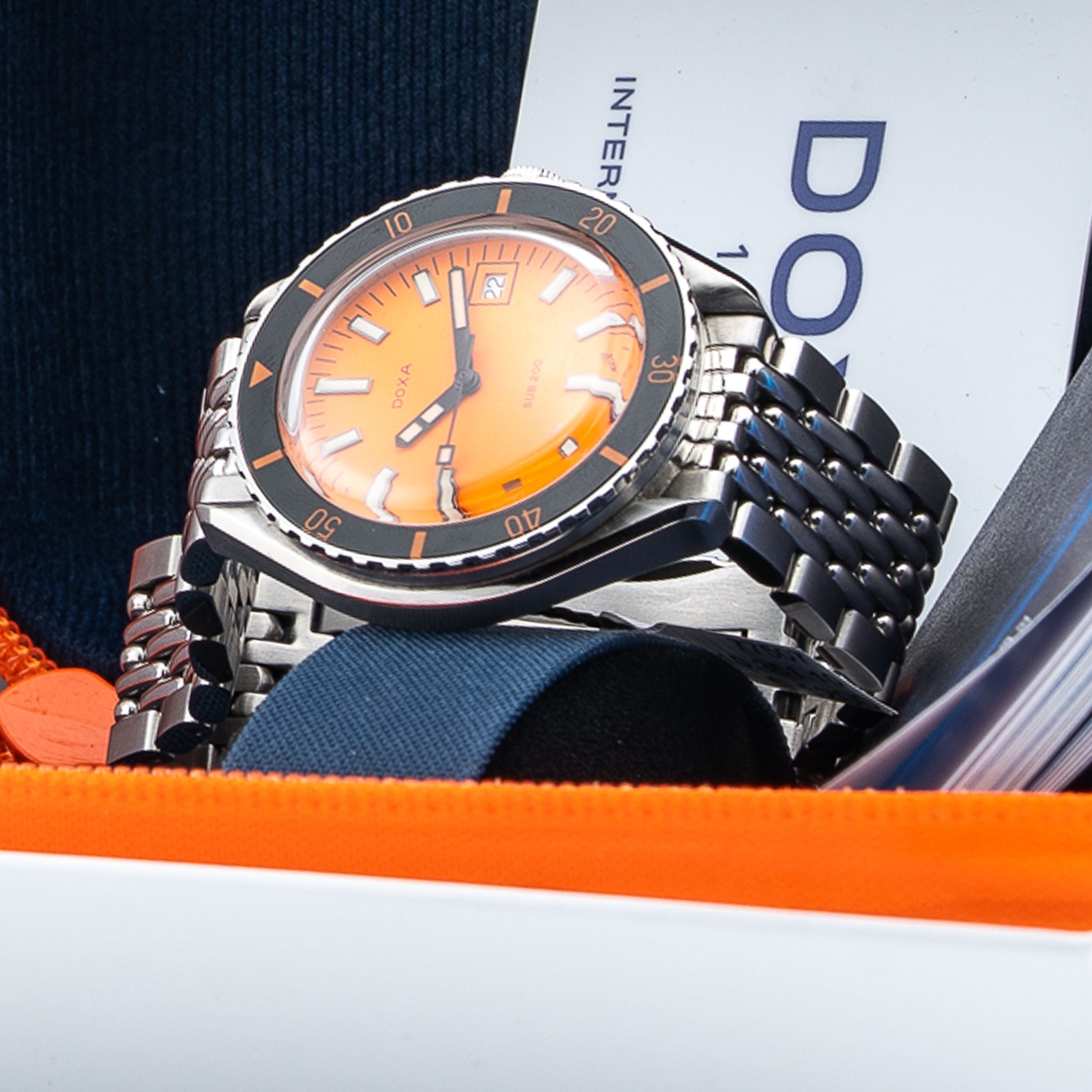 DOXA Sub 200 Professional 799.10.351.10