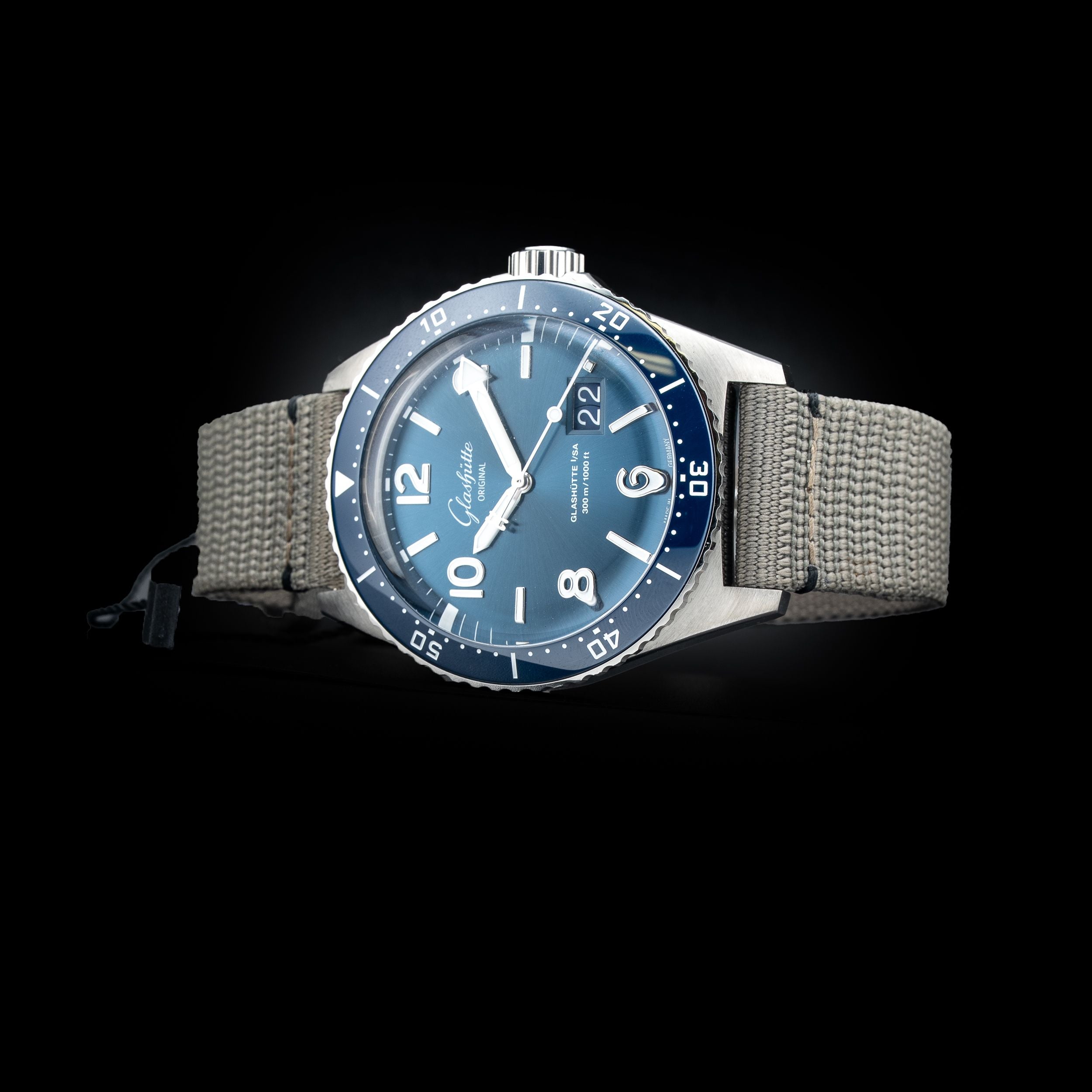 Glashütte Original 1-36-13-02-81-34 SeaQ Panorama Date