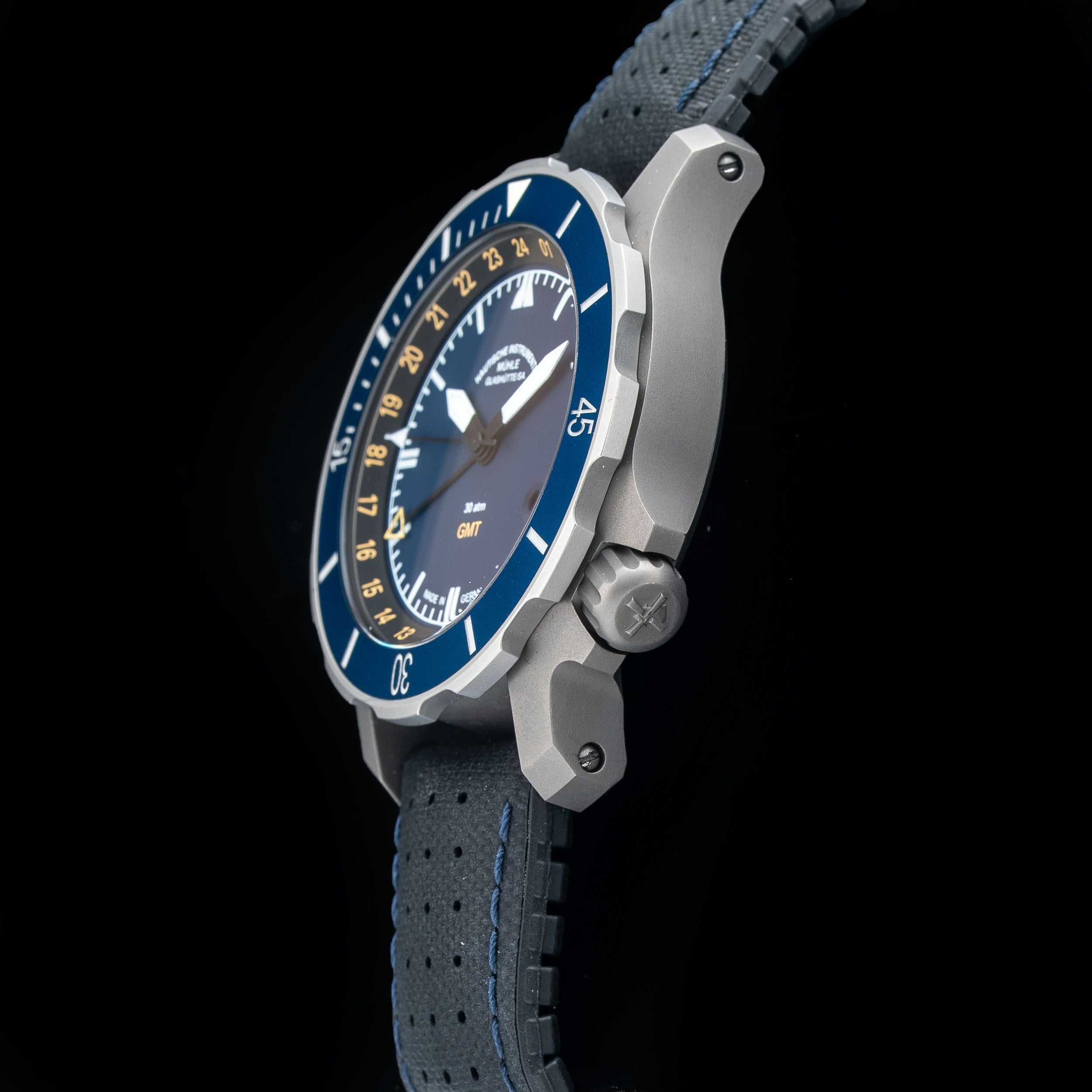 Mühle Glashütte M1-28-62-KB Seebataillon GMT