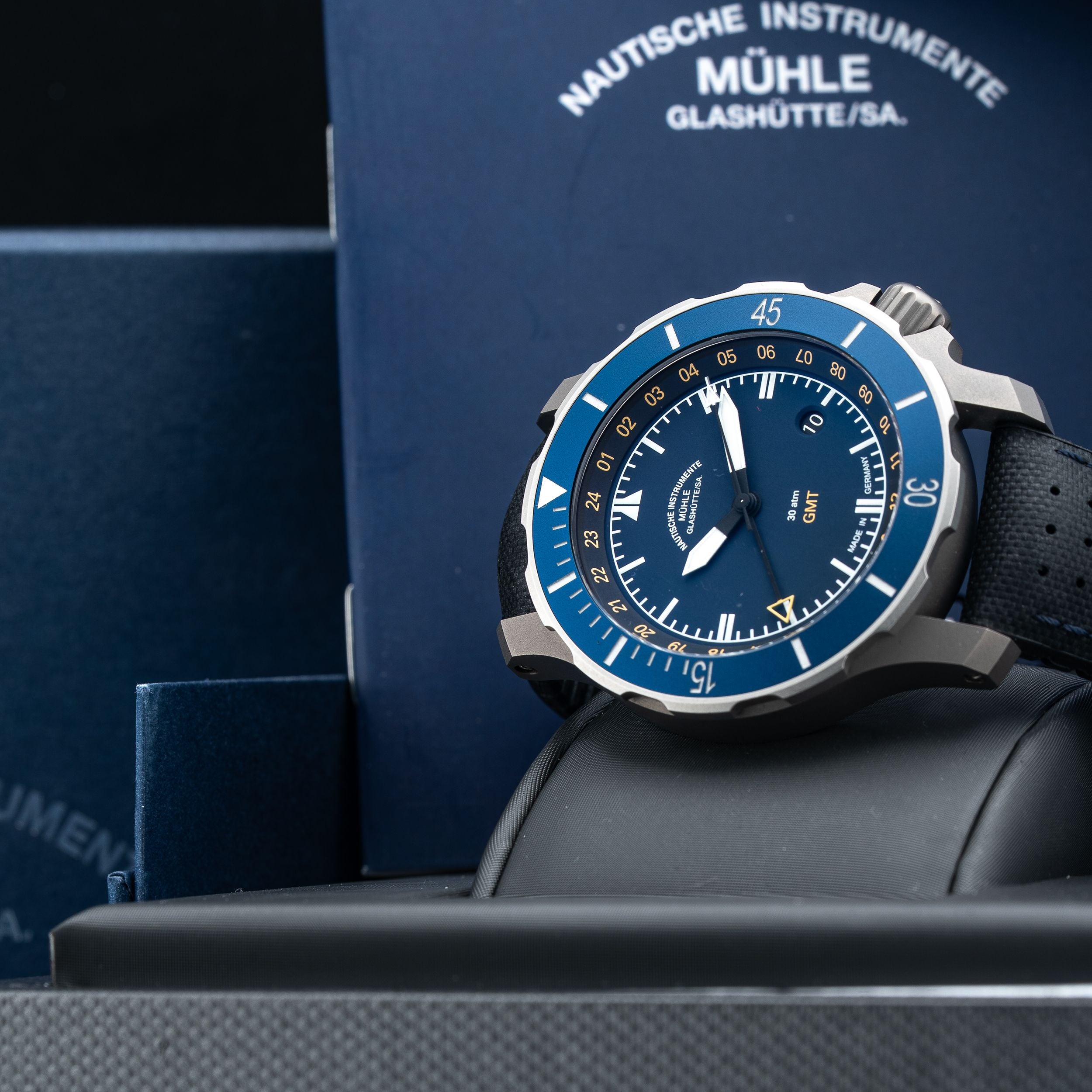 Mühle Glashütte M1-28-62-KB Seebataillon GMT