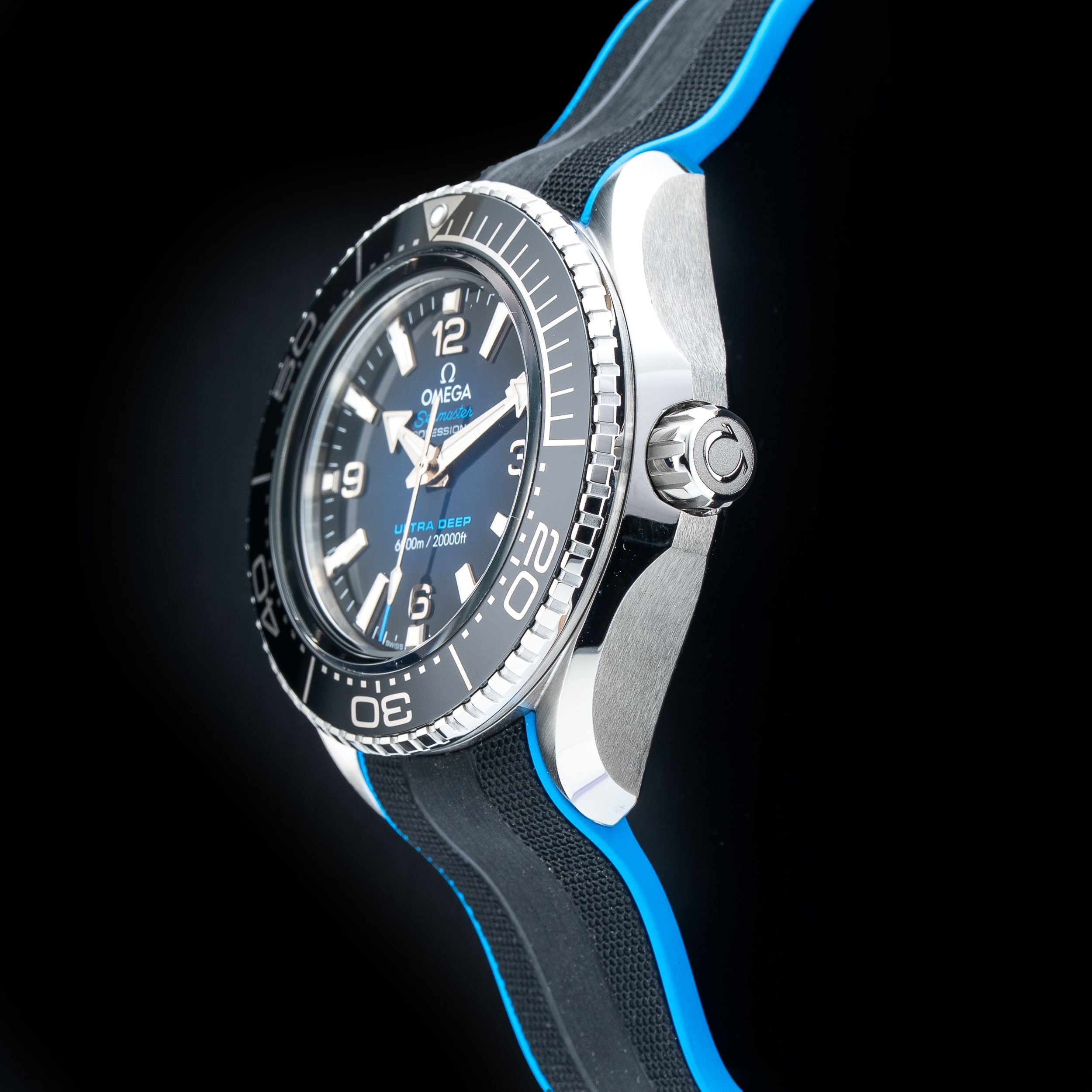Omega Seamaster Ultra Deep 215.32.46.21.03.001