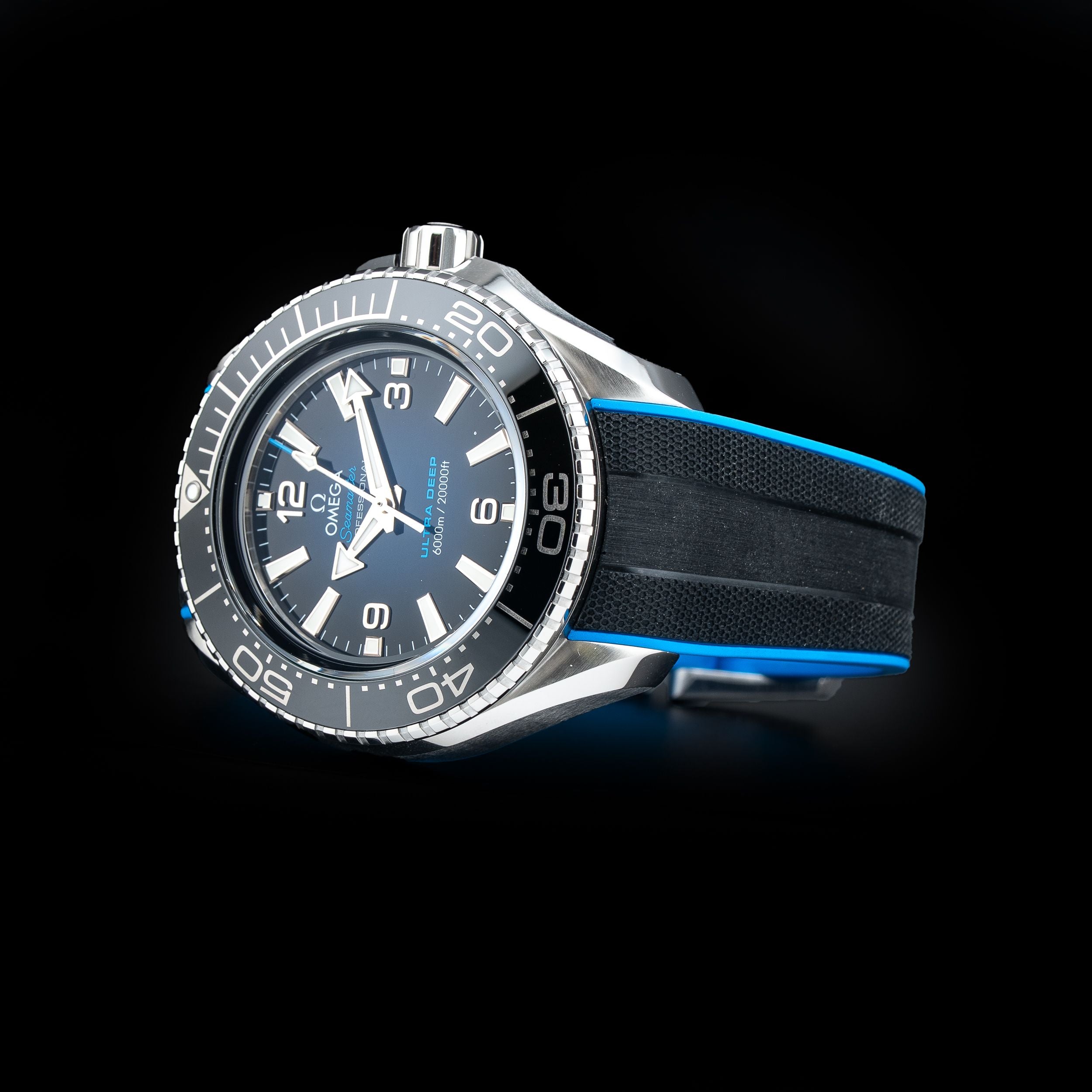 Omega Seamaster Ultra Deep 215.32.46.21.03.001