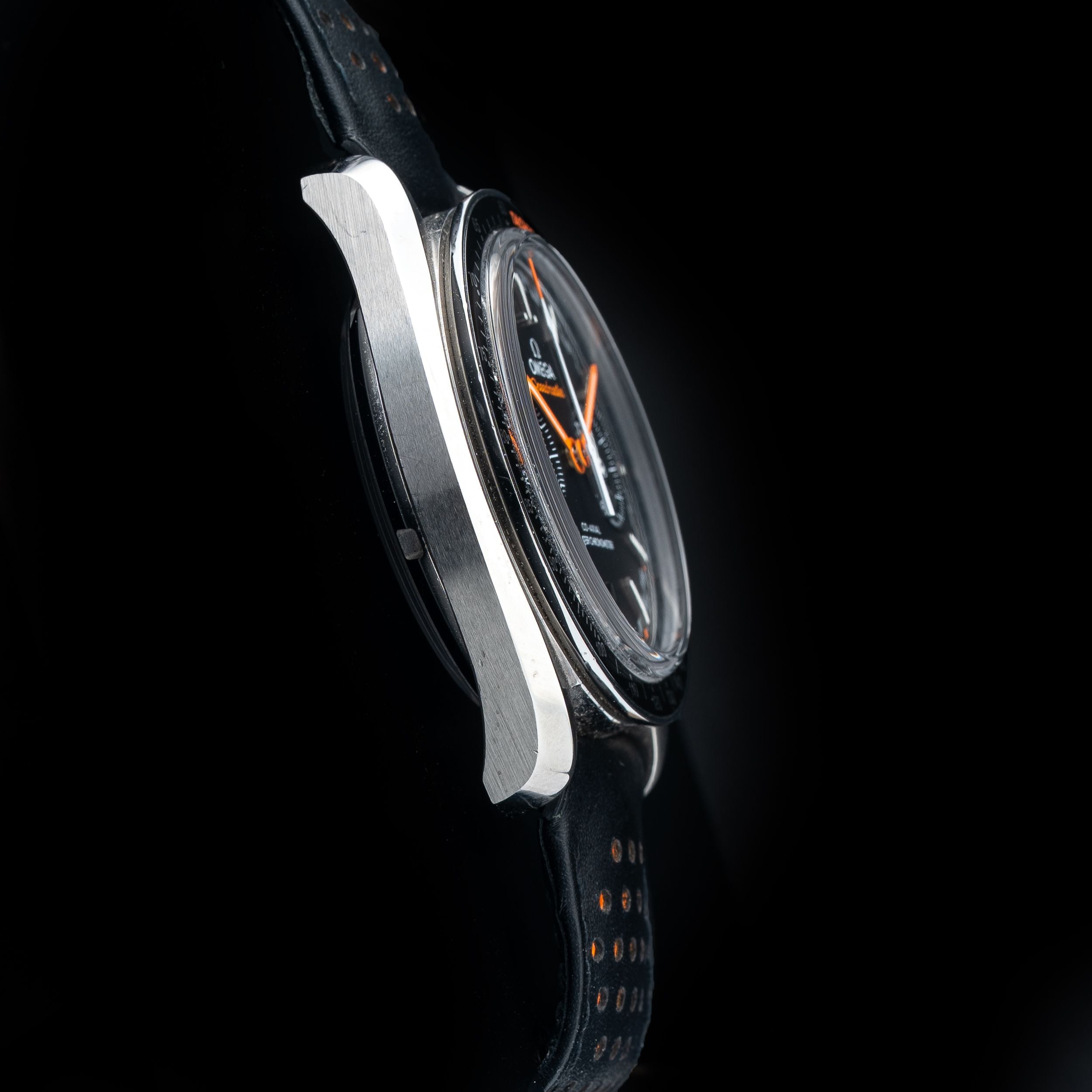 Omega Speedmaster Racing 329.32.44.51.01.001