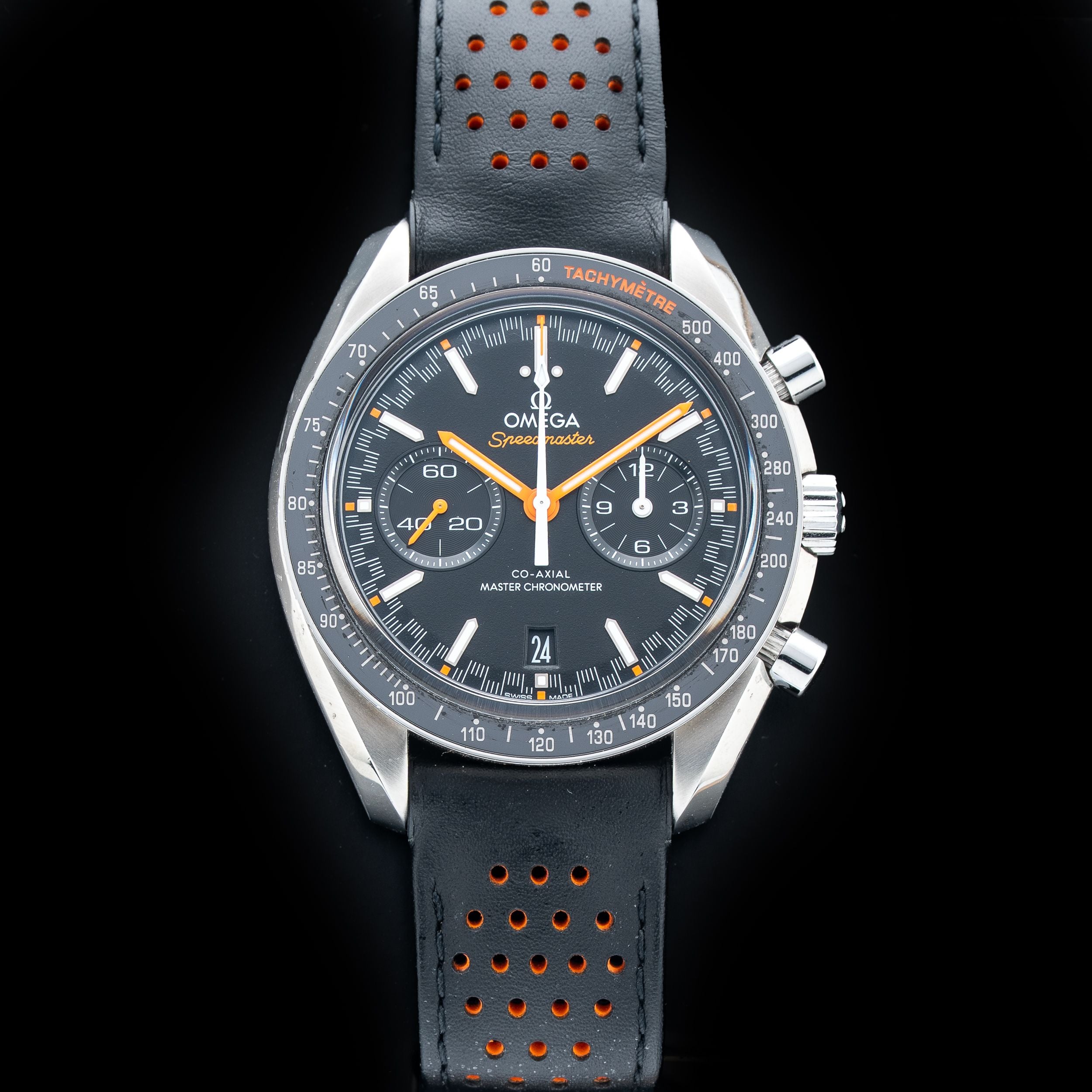 Omega Speedmaster Racing 329.32.44.51.01.001
