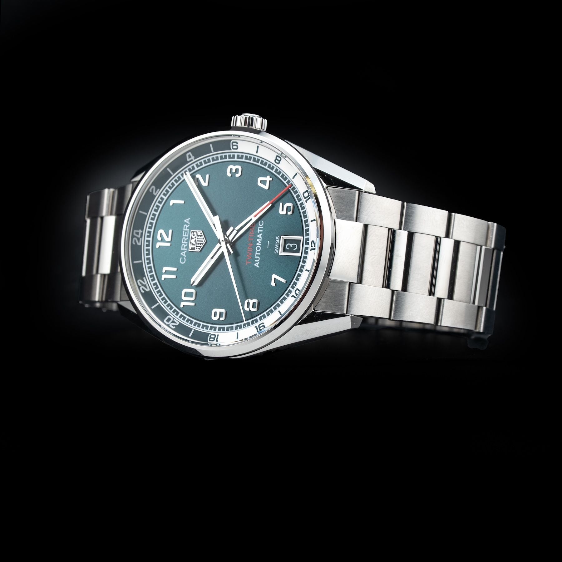 TAG Heuer Carrera Date Twin-Time WDAZ114.BA0043