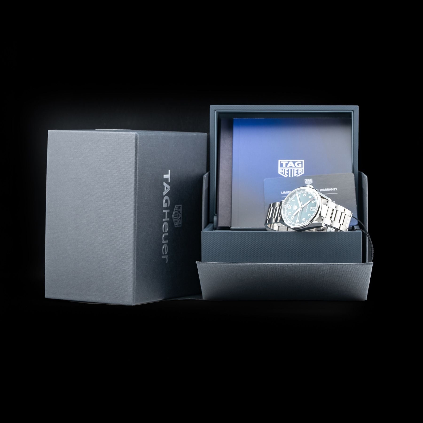 TAG Heuer Carrera Date Twin-Time WDAZ114.BA0043