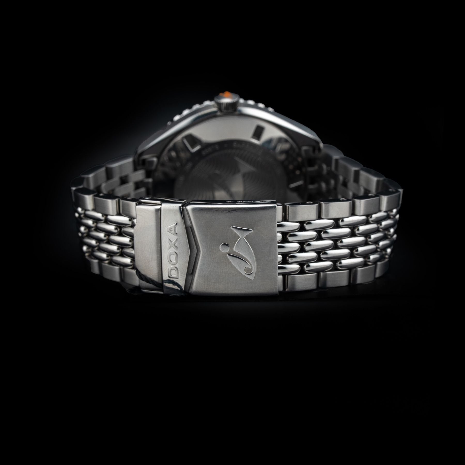 DOXA SUB 200 Sharkhunter 799.10.101.10