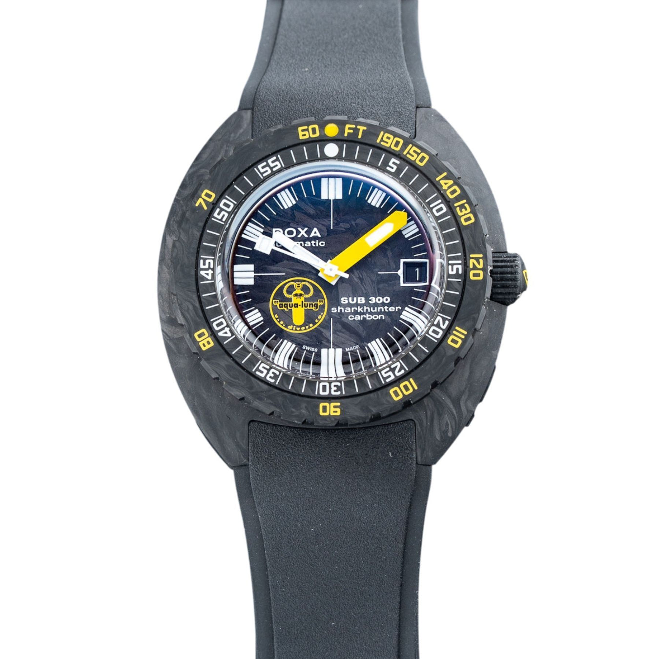 DOXA Sub 300 Carbon Aqua Lung US Divers Sharkhunter 822.70.101AQL.20 on Strap