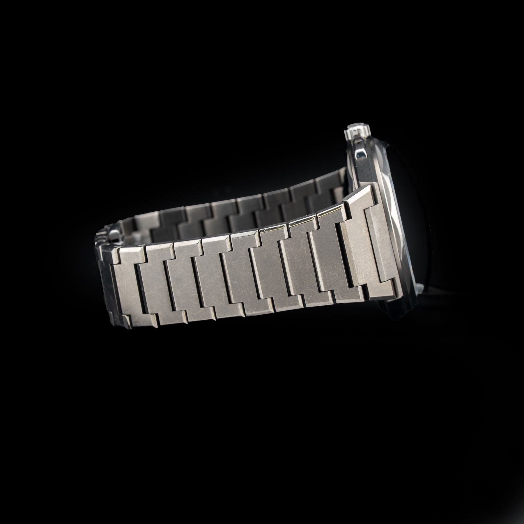 Christopher Ward C12-40ADC1-T00B0