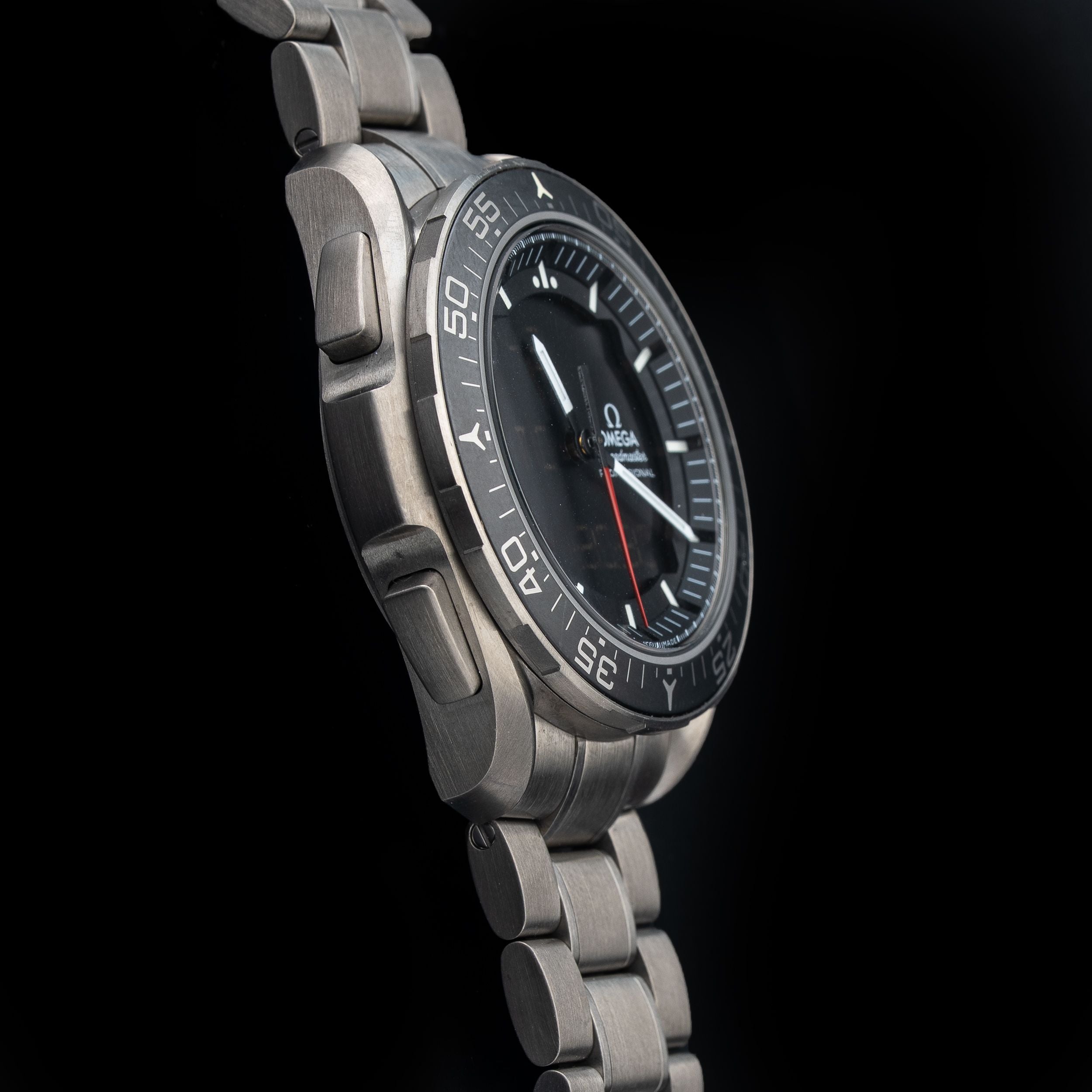 Omega Skywalker X-33 Chronograph 318.90.45.79.01.001
