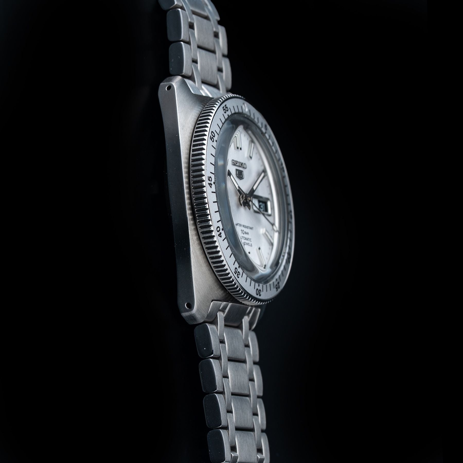 Seiko 5 Sports SRPL91 Heritage Design Re-Creation