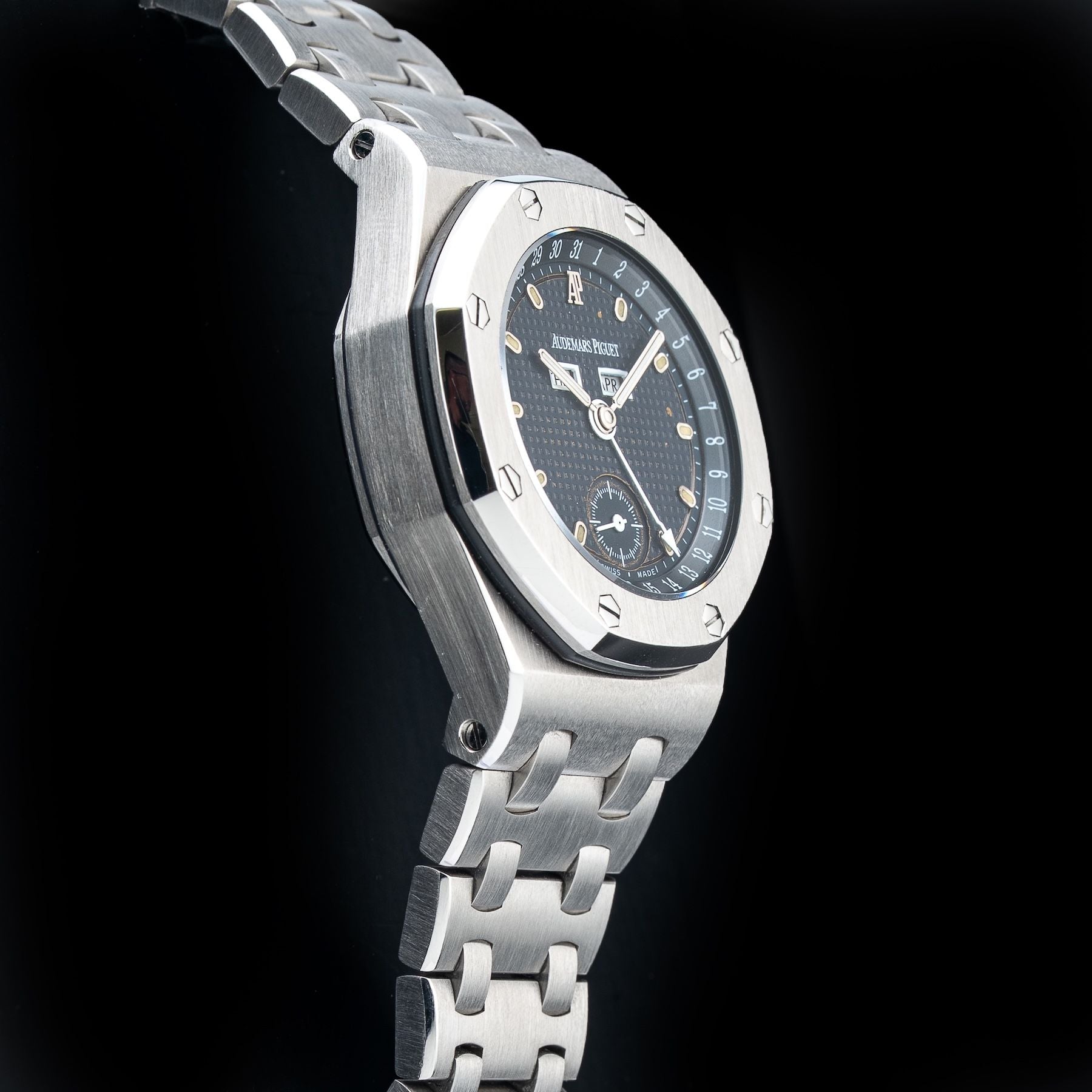 Audemars Piguet Royal Oak Offshore Triple 25807ST.OO.1010ST.01