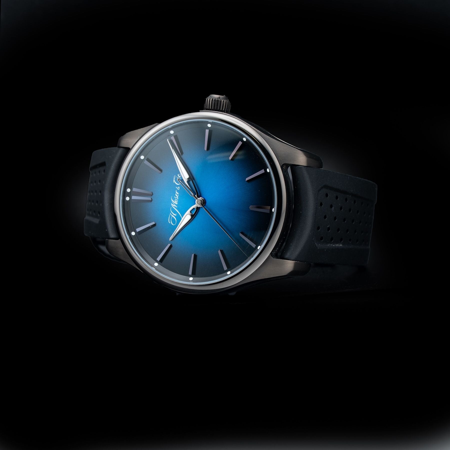 H. Moser & Cie. Pioneer Centre Seconds Funky Blue Black Edition 3200-1205