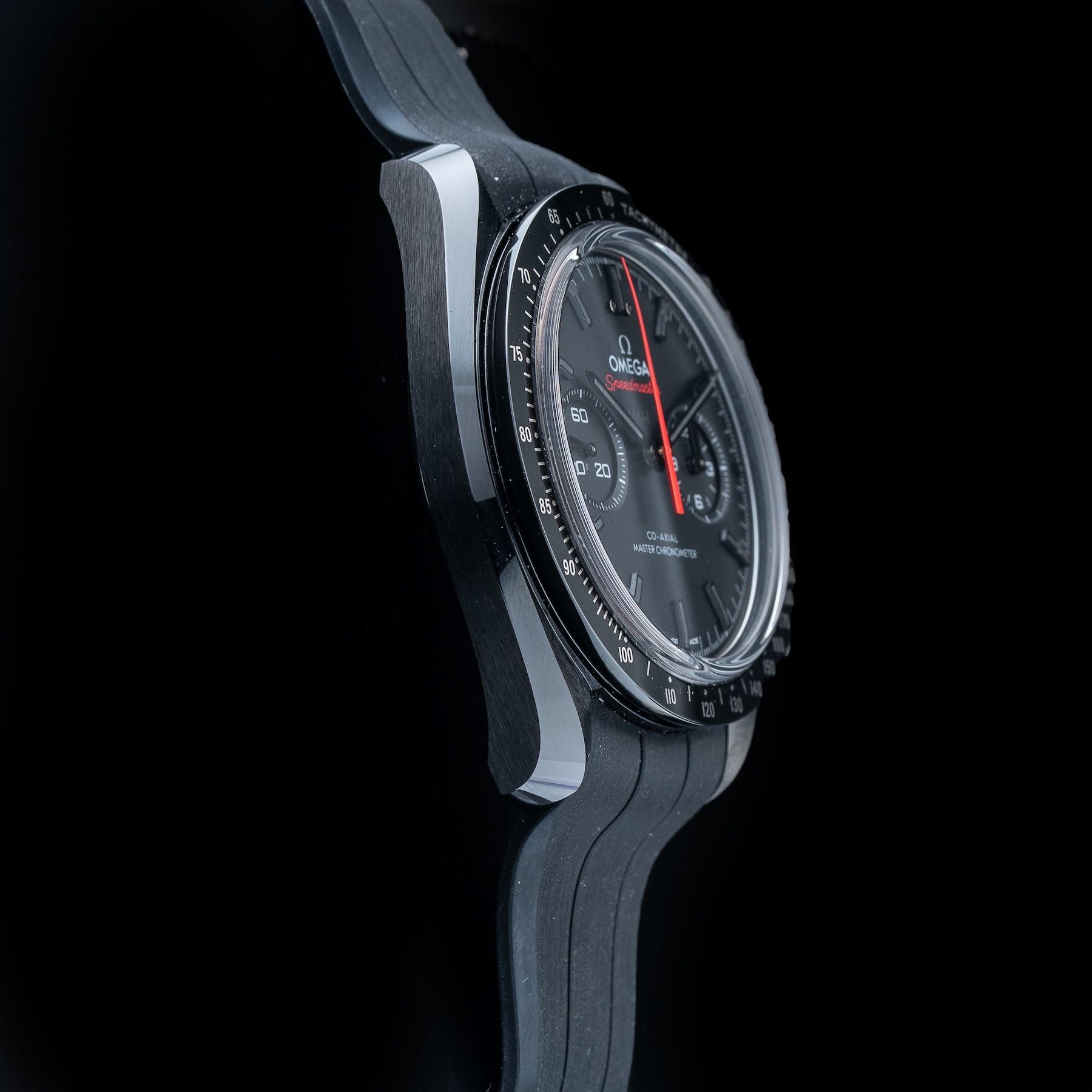 Omega Speedmaster Dark Side Of The Moon 310.92.44.51.01.001