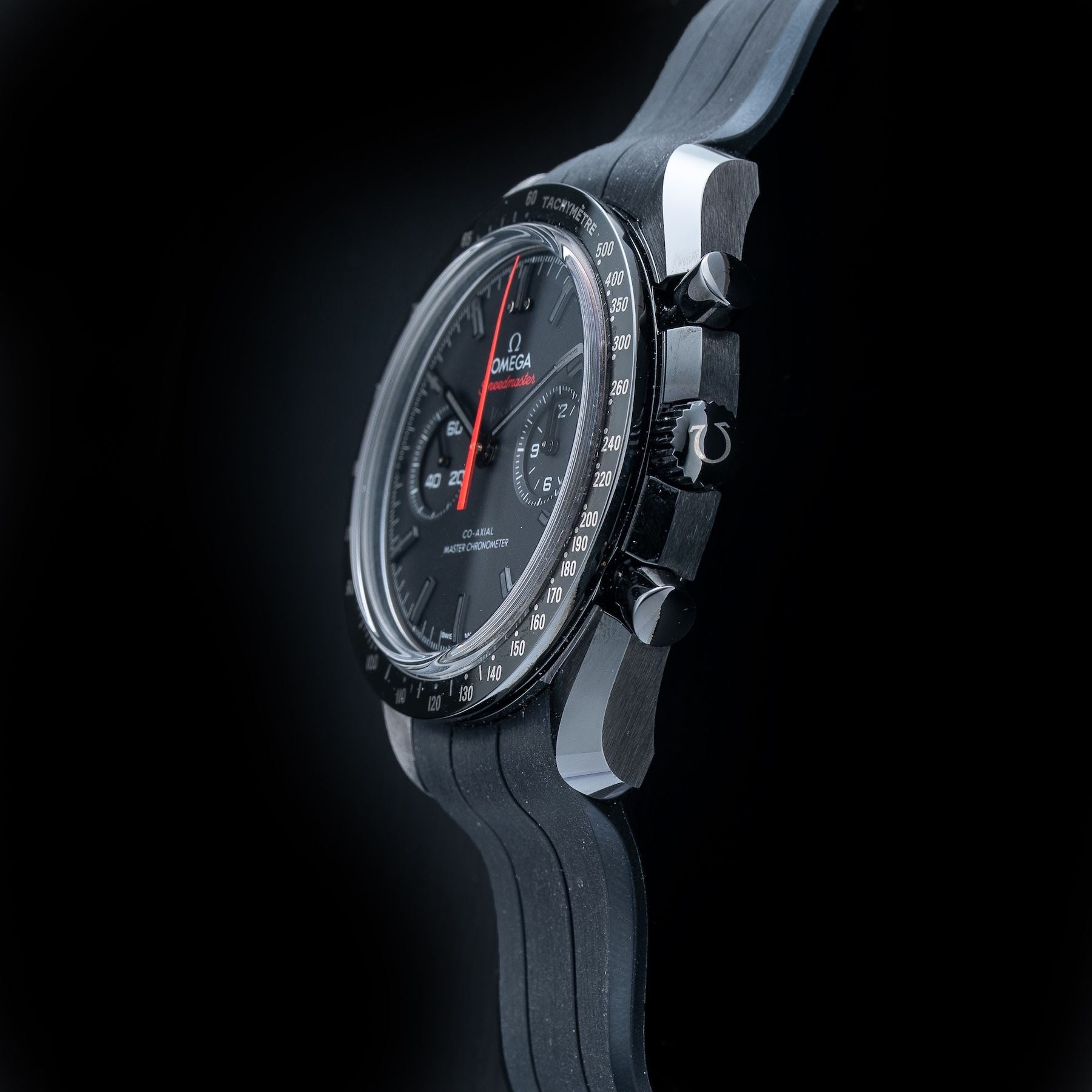 Omega Speedmaster Dark Side Of The Moon 310.92.44.51.01.001